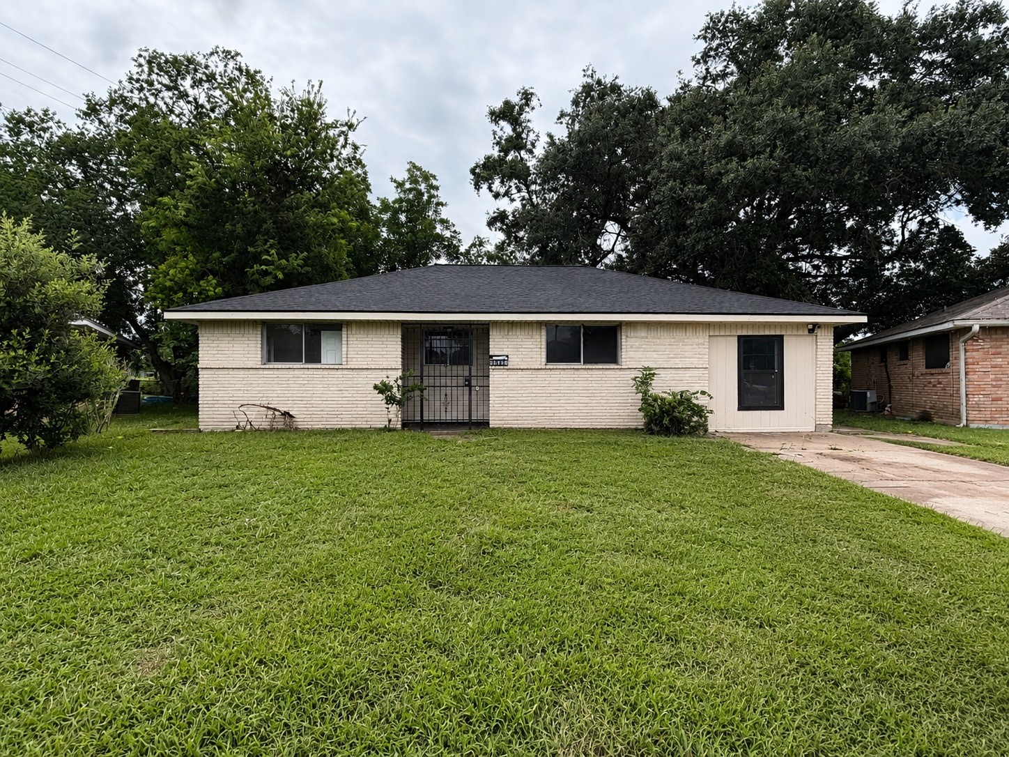 14531 Essendine Lane Property Photo 2