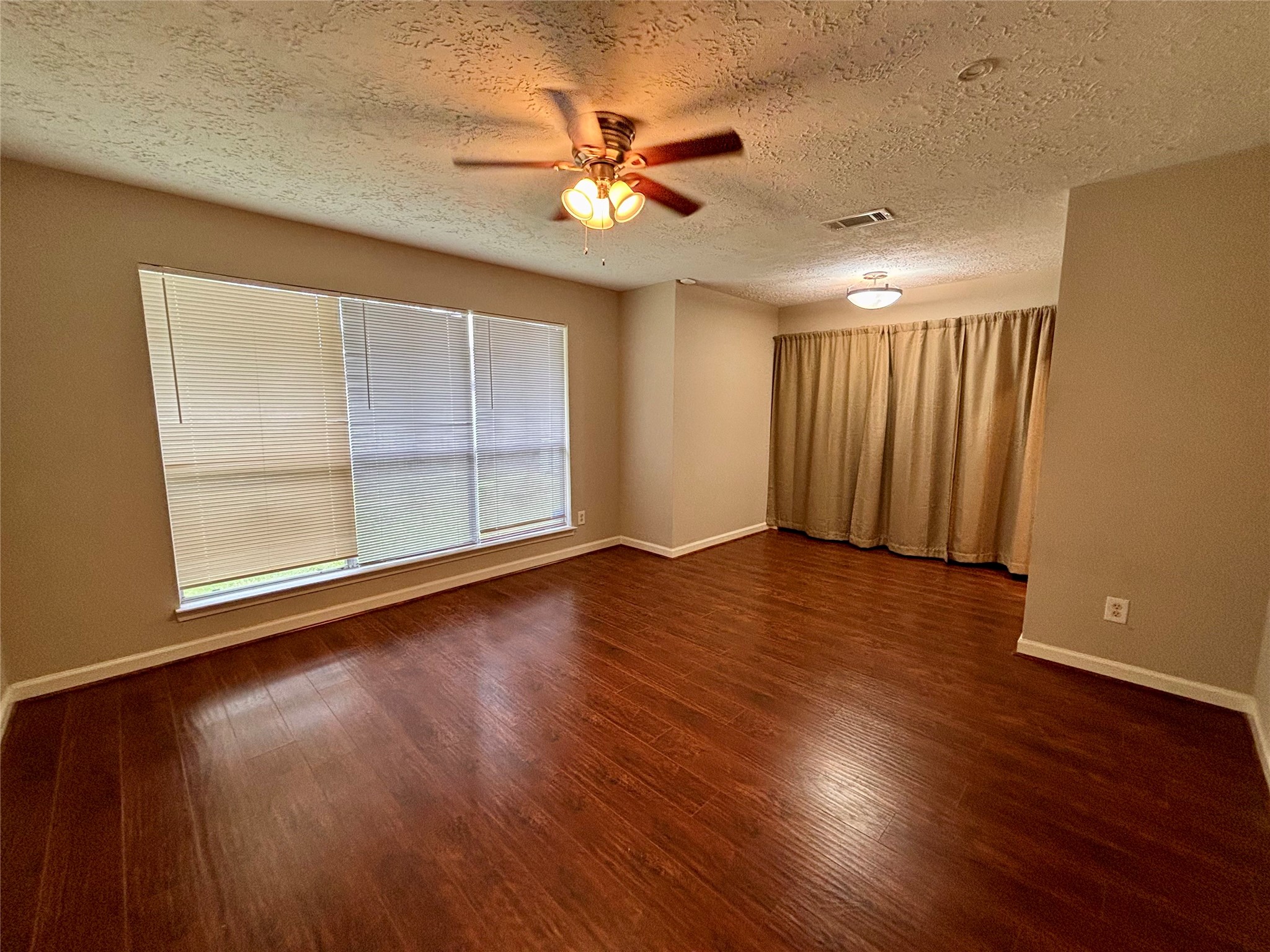 2111 Squire Dobbins Property Photo 10