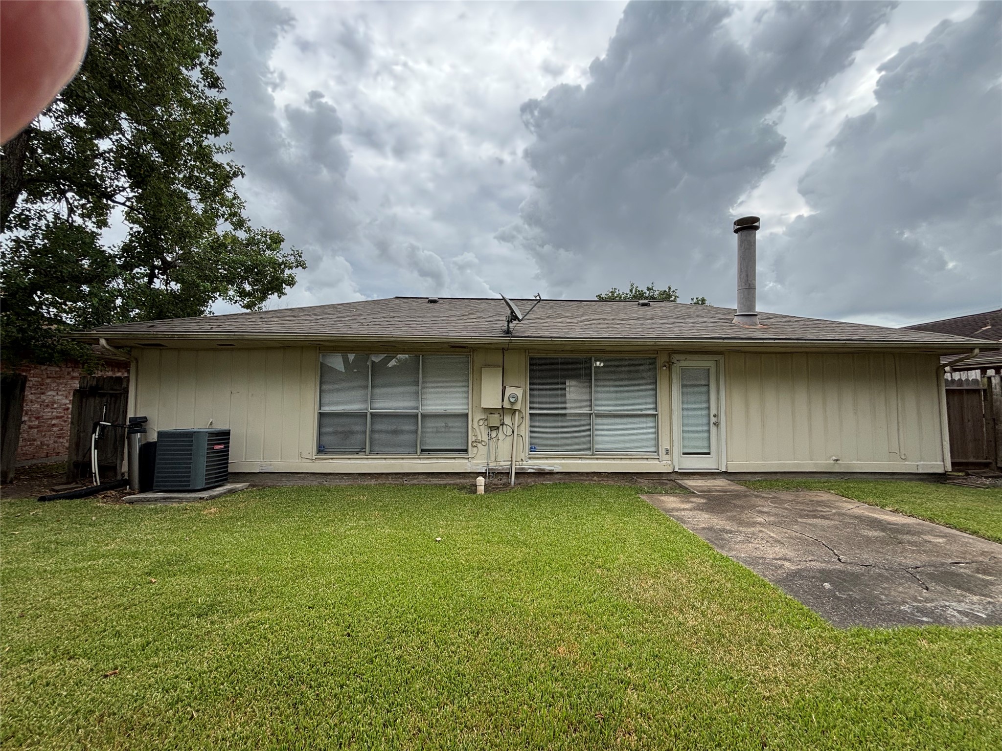 2111 Squire Dobbins Property Photo 13