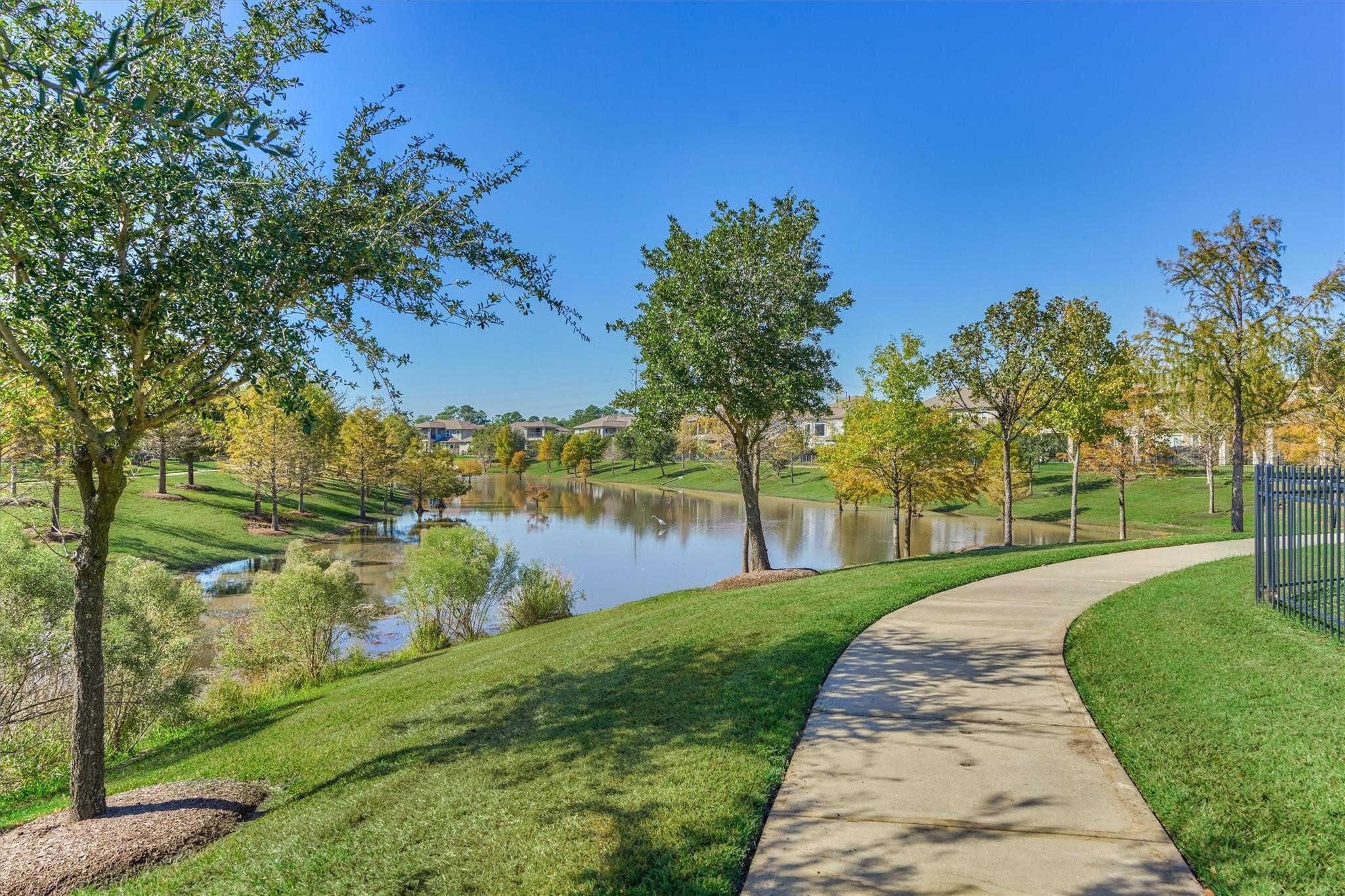 17427 Stonebrook Run Court Property Photo 32