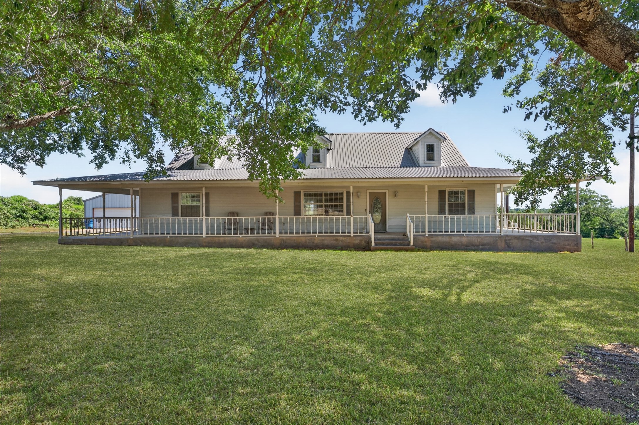 3085 Shupak Road Property Photo 1