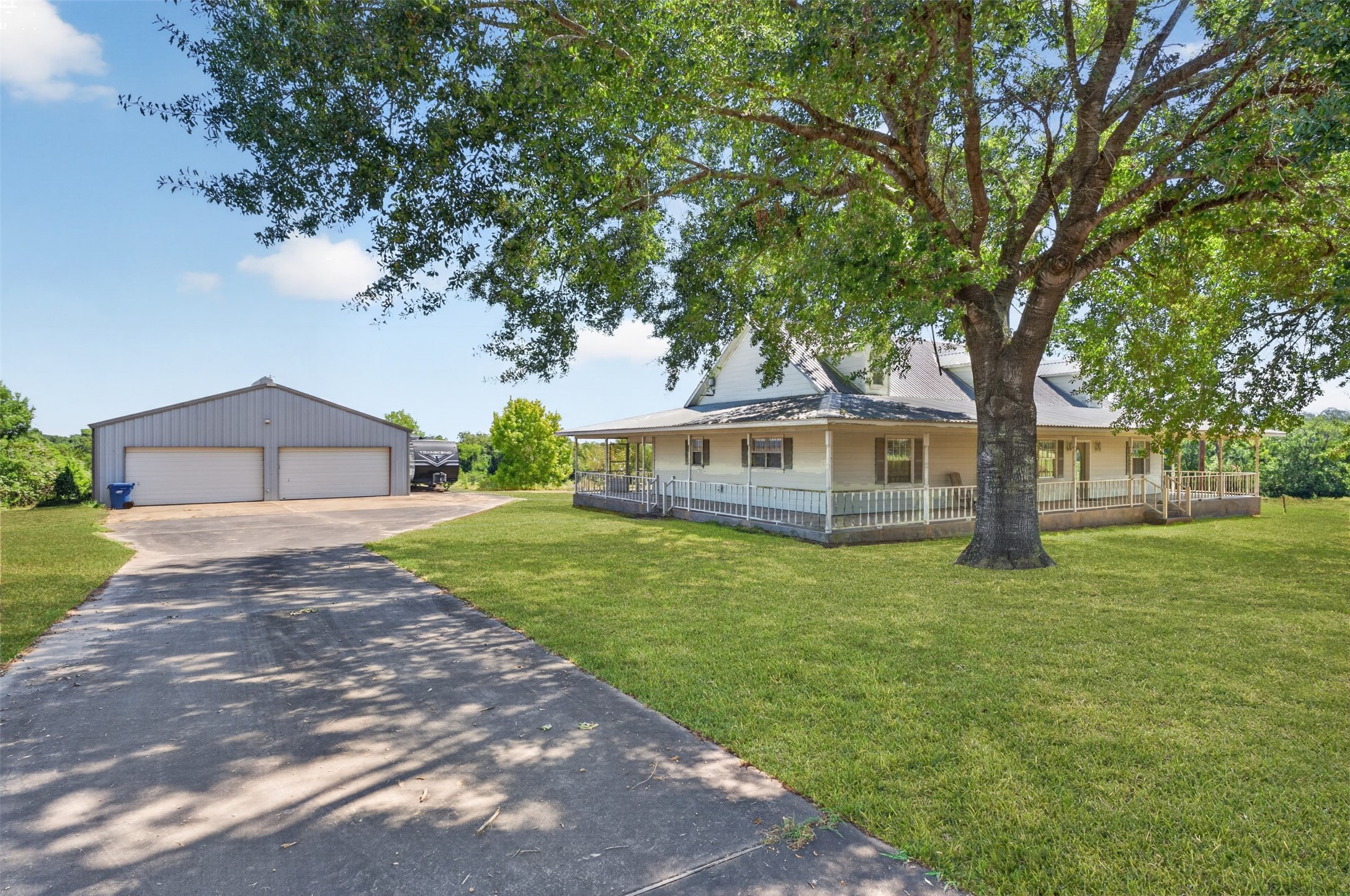 3085 Shupak Road Property Photo 2