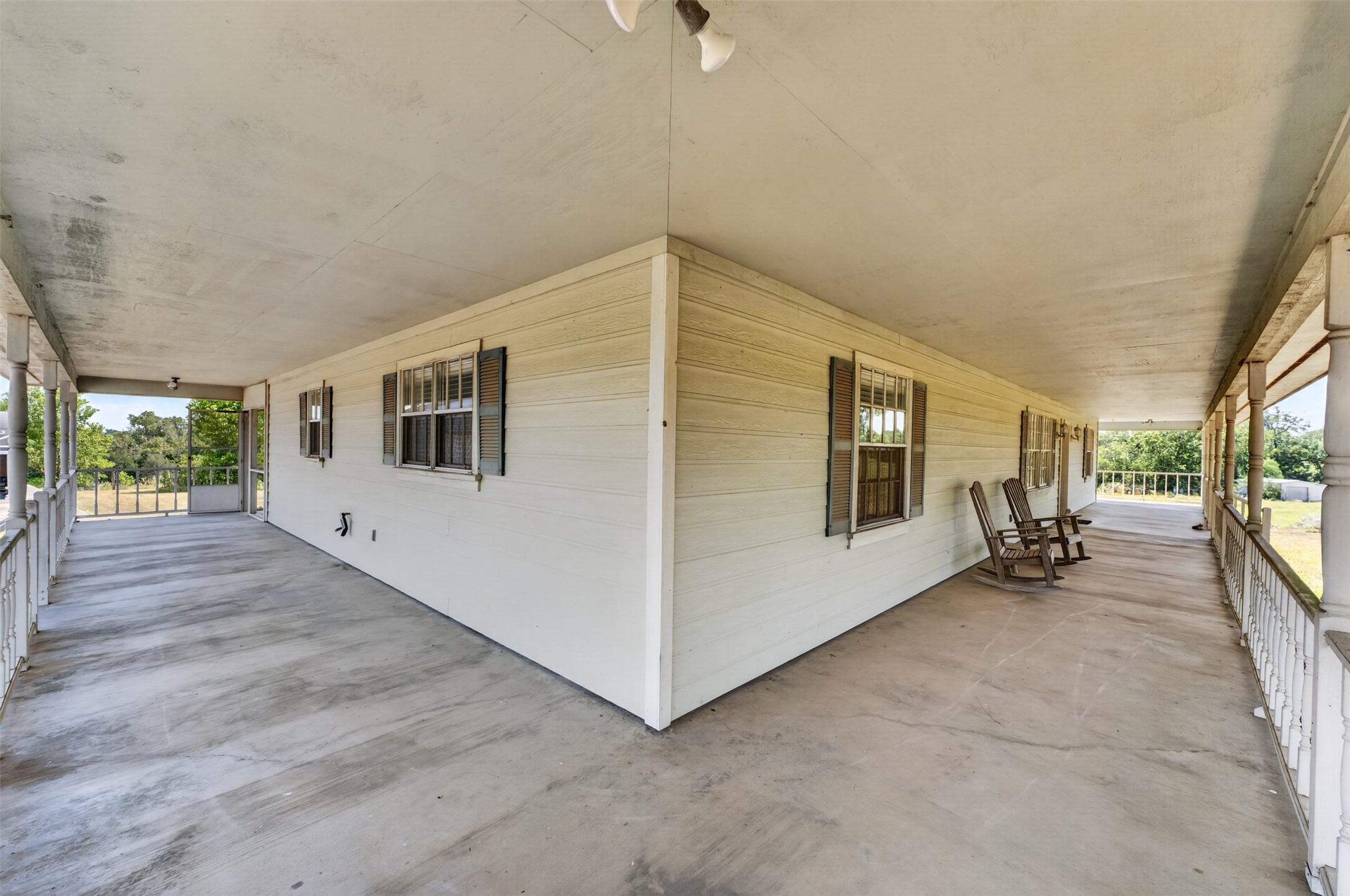 3085 Shupak Road Property Photo 8