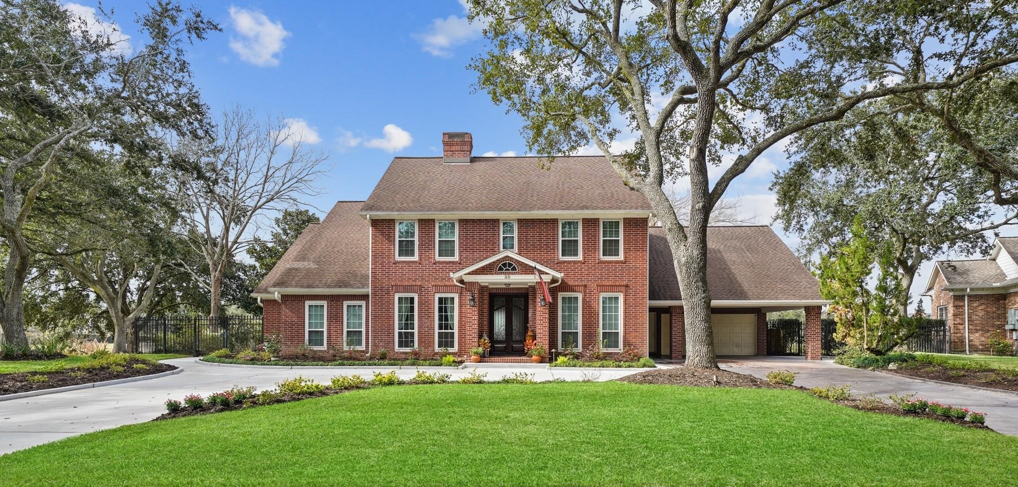 25 The Oval Street Property Photo 2