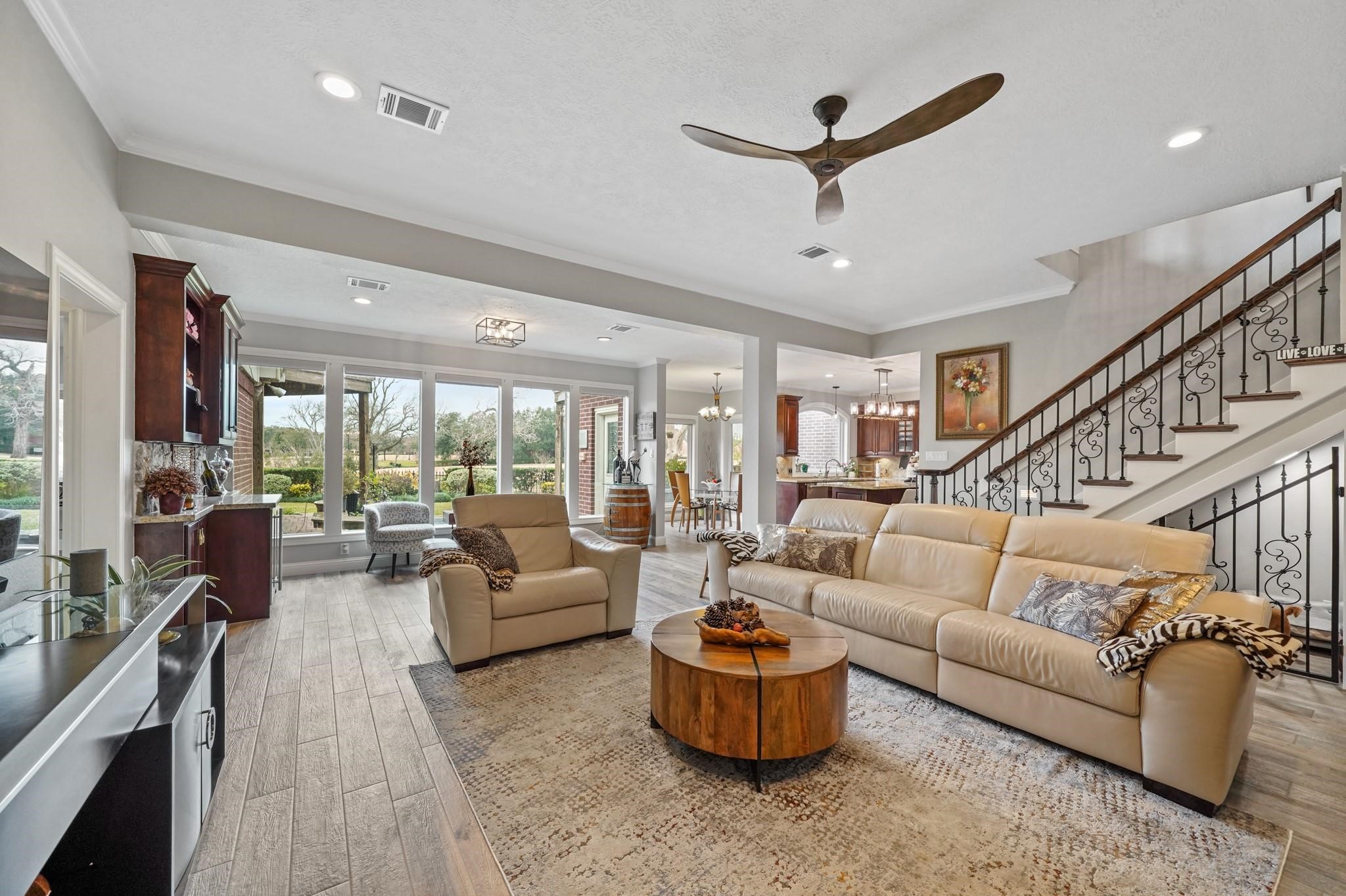 25 The Oval Street Property Photo 9