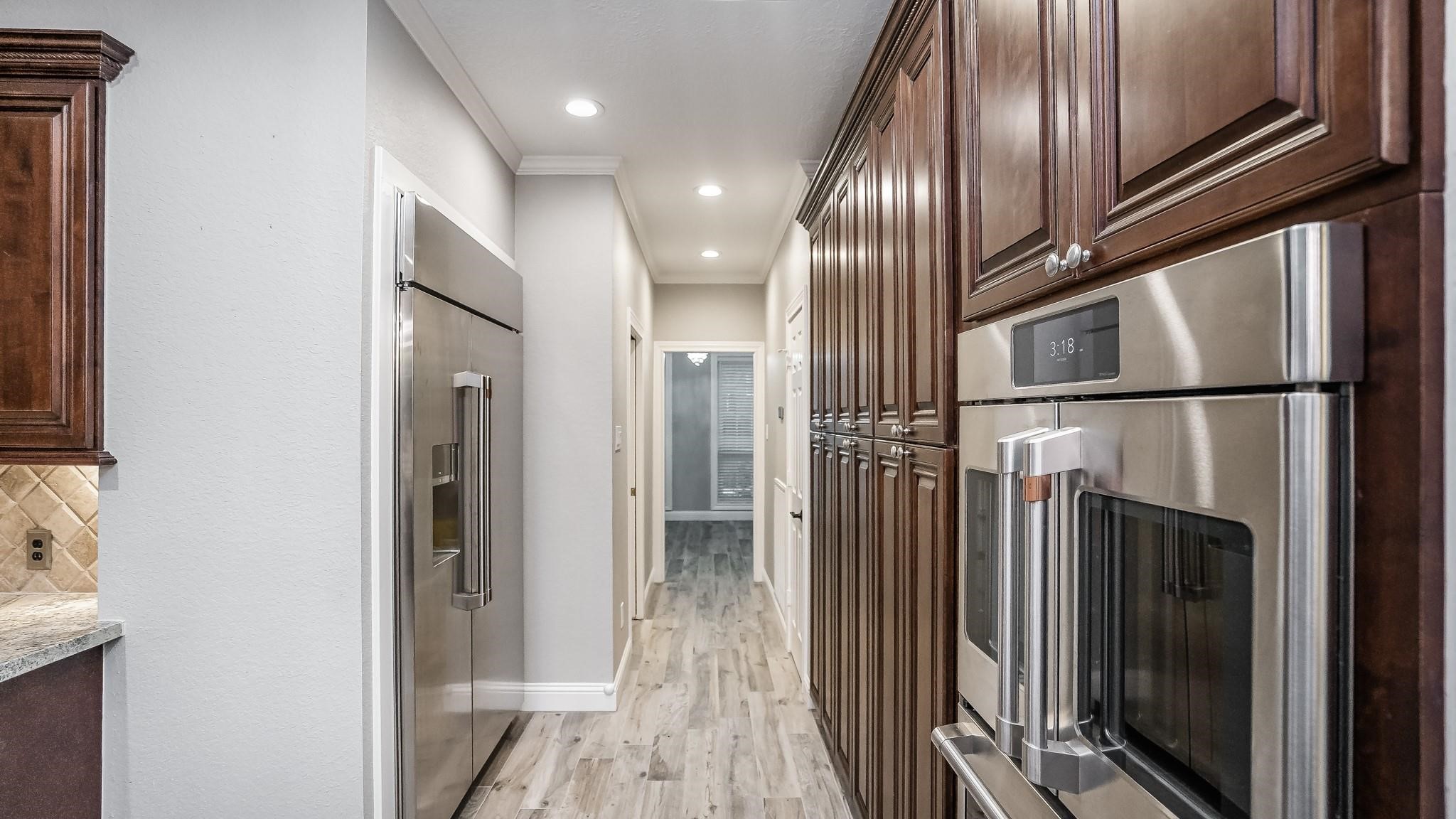 25 The Oval Street Property Photo 15