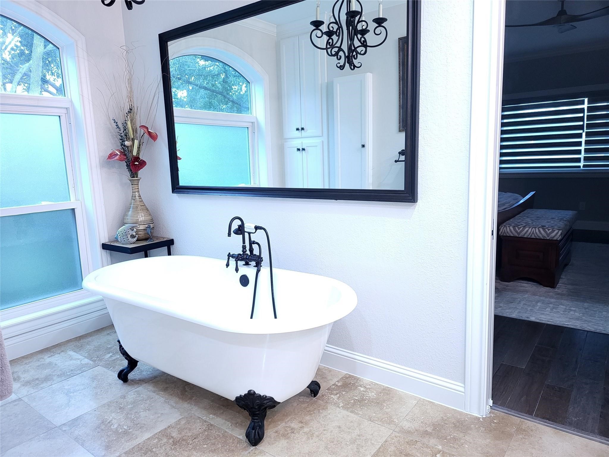 25 The Oval Street Property Photo 19