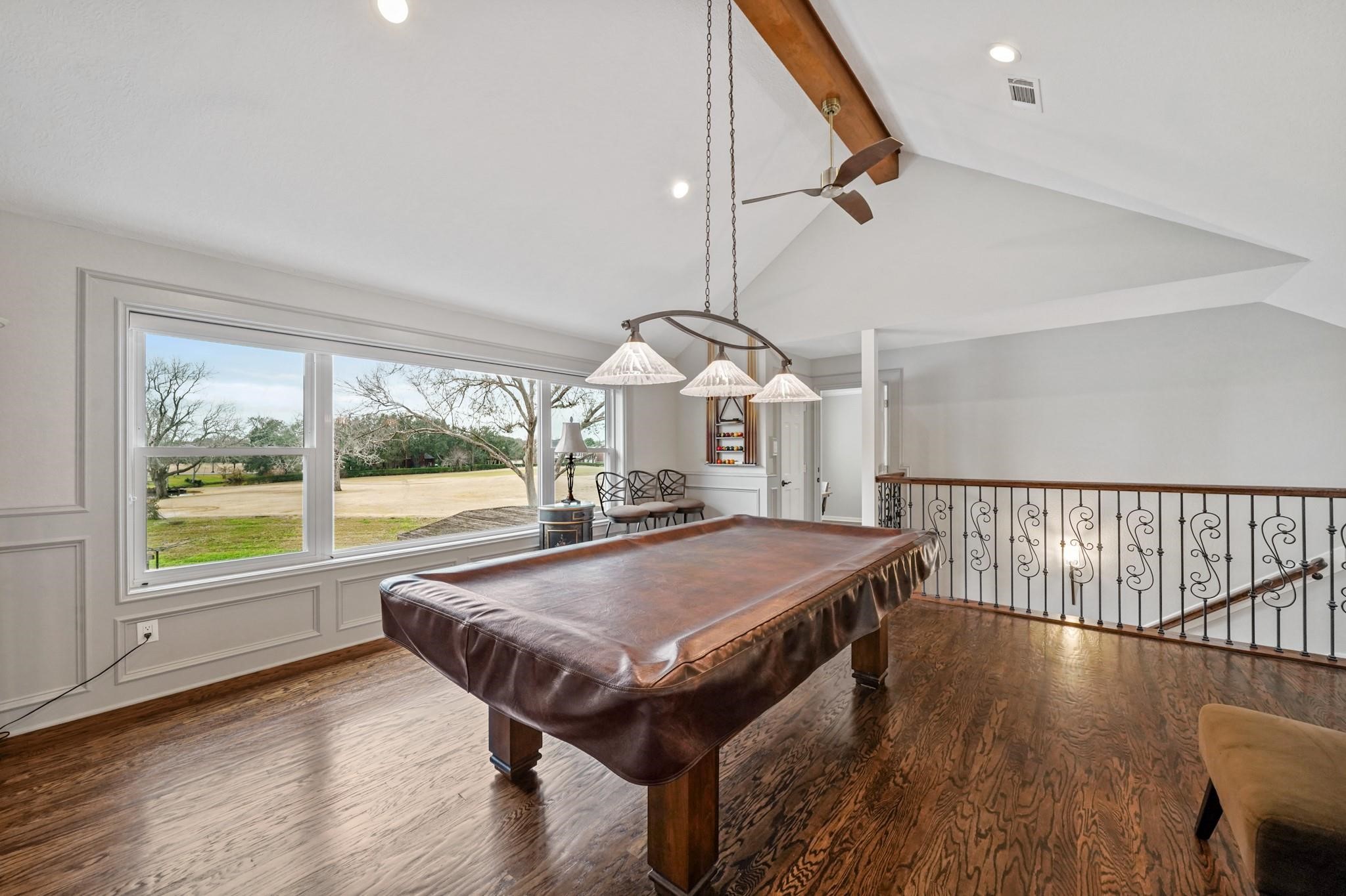 25 The Oval Street Property Photo 22