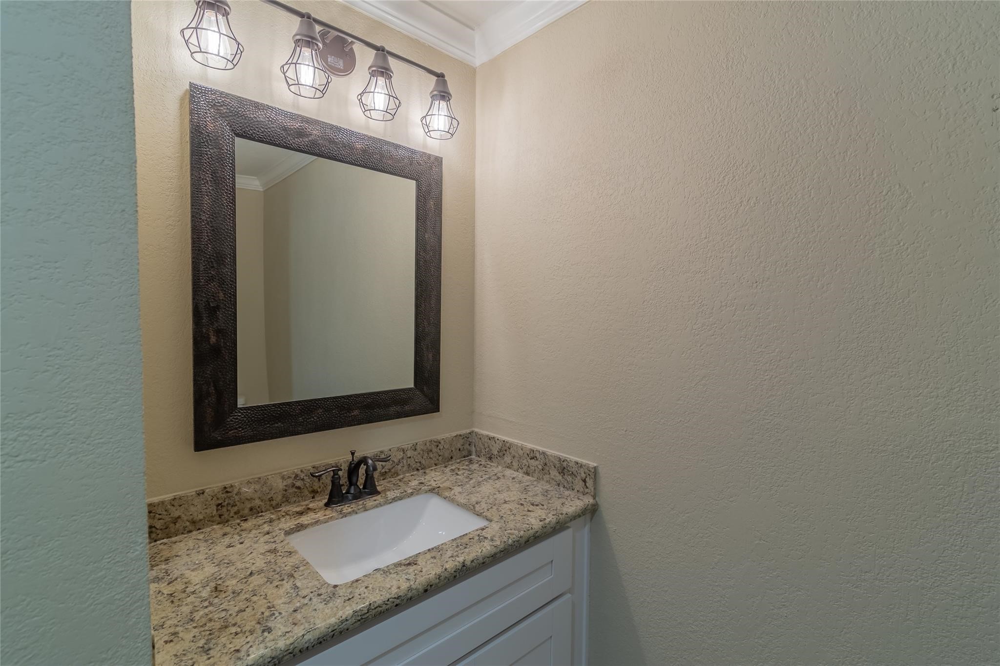14701 Cedar Lane Loop Property Photo 11