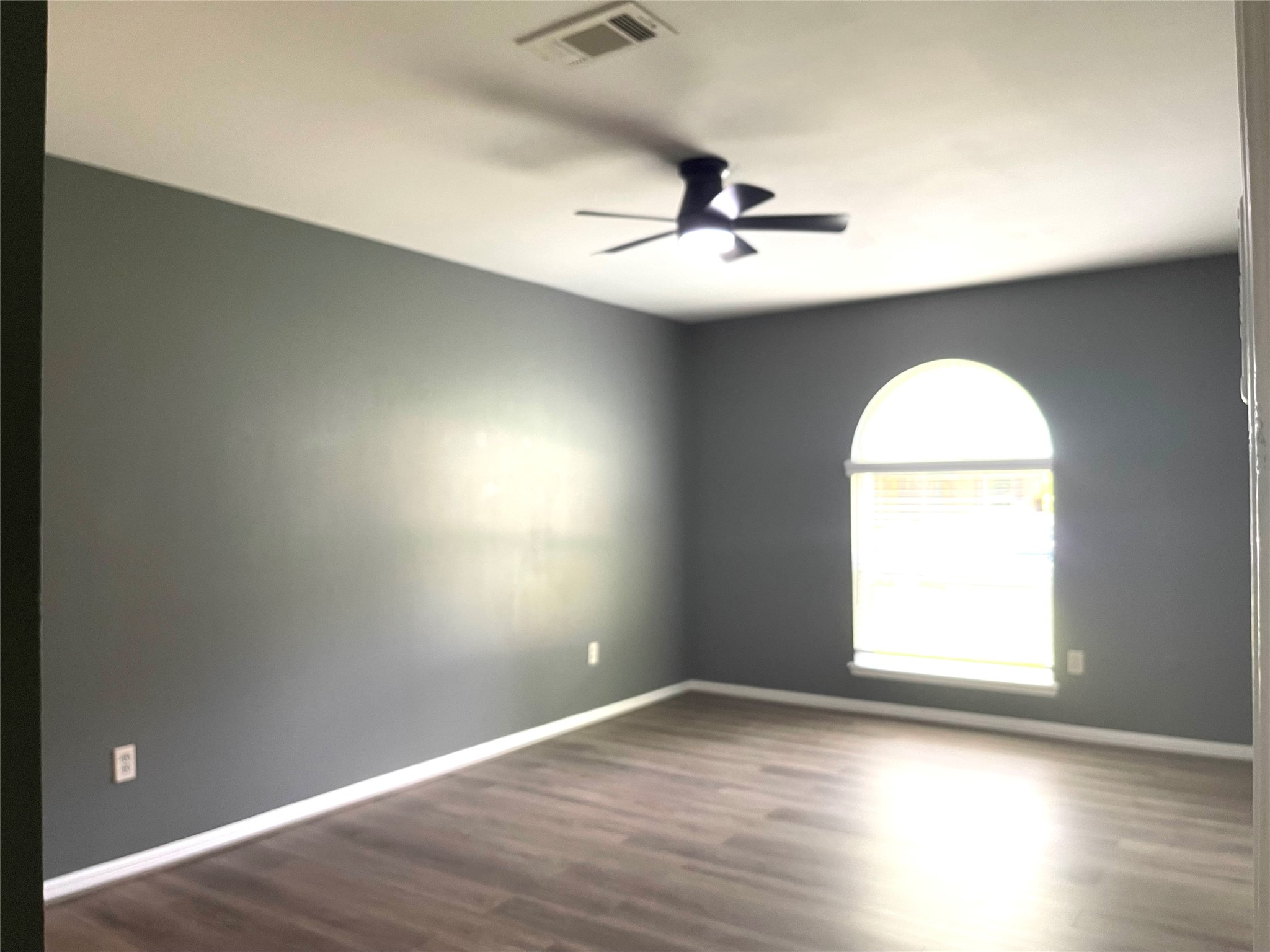 9626 Hearthwood Drive Property Photo 4