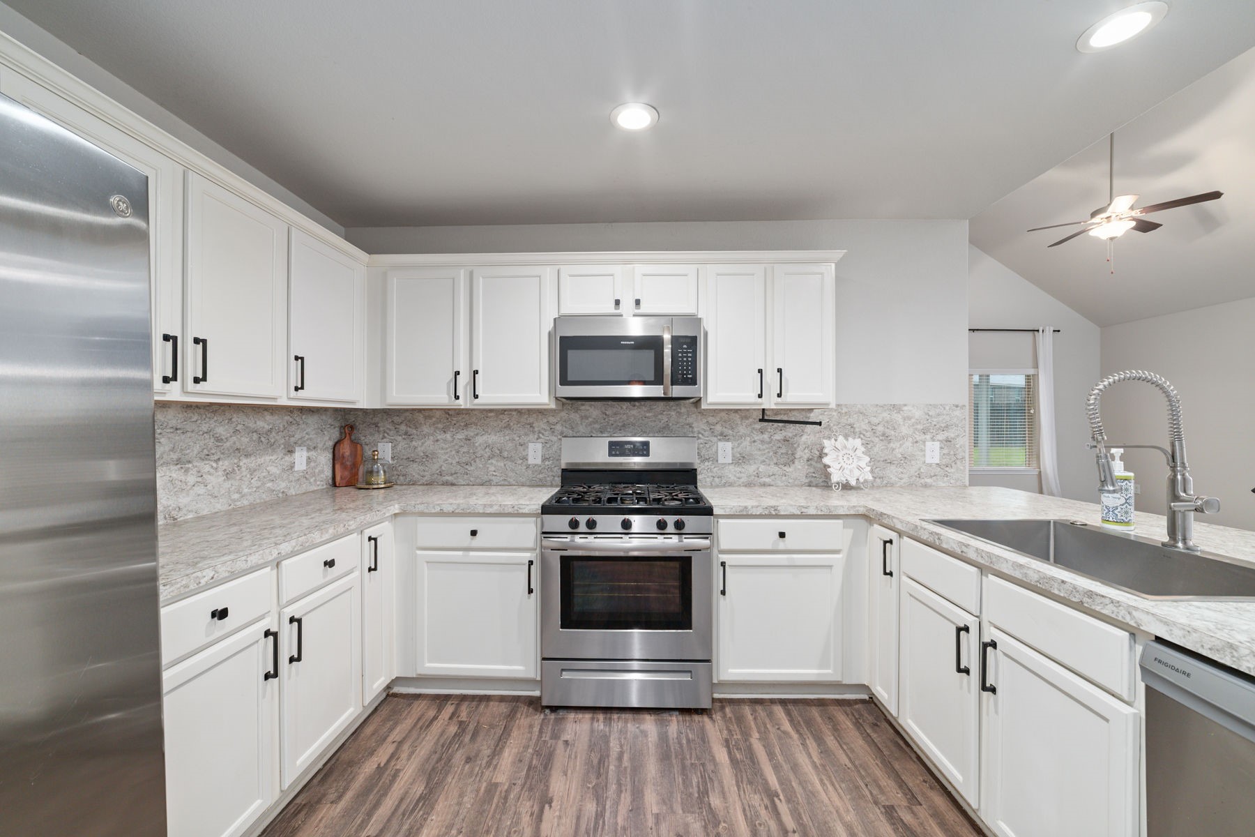 14005 Silver Falls Court Property Photo 10