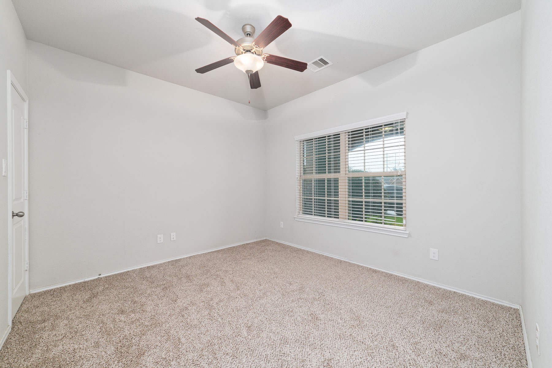 14005 Silver Falls Court Property Photo 17