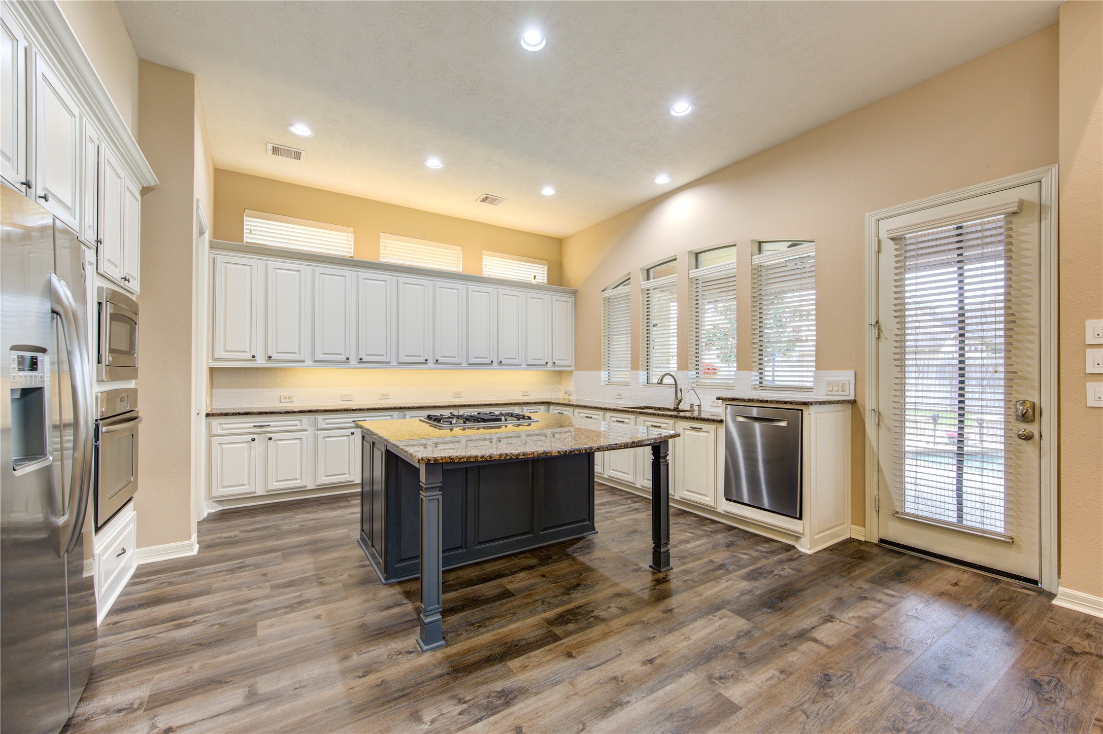 4610 Seguin Valley Drive Property Photo 22