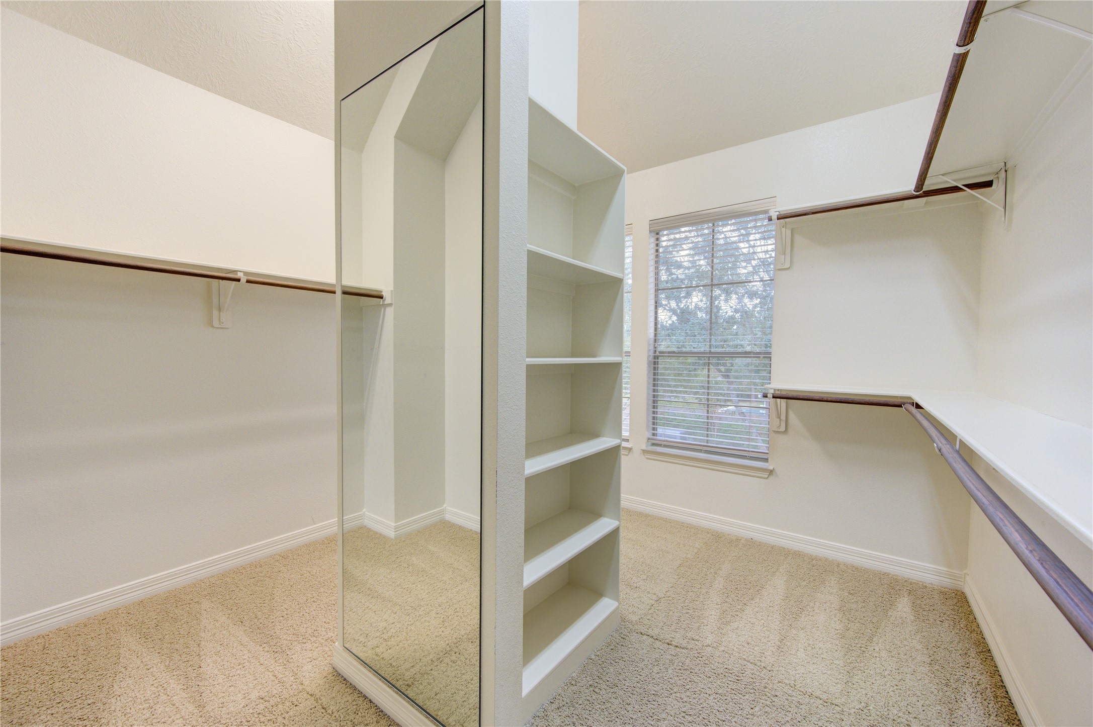 4610 Seguin Valley Drive Property Photo 31