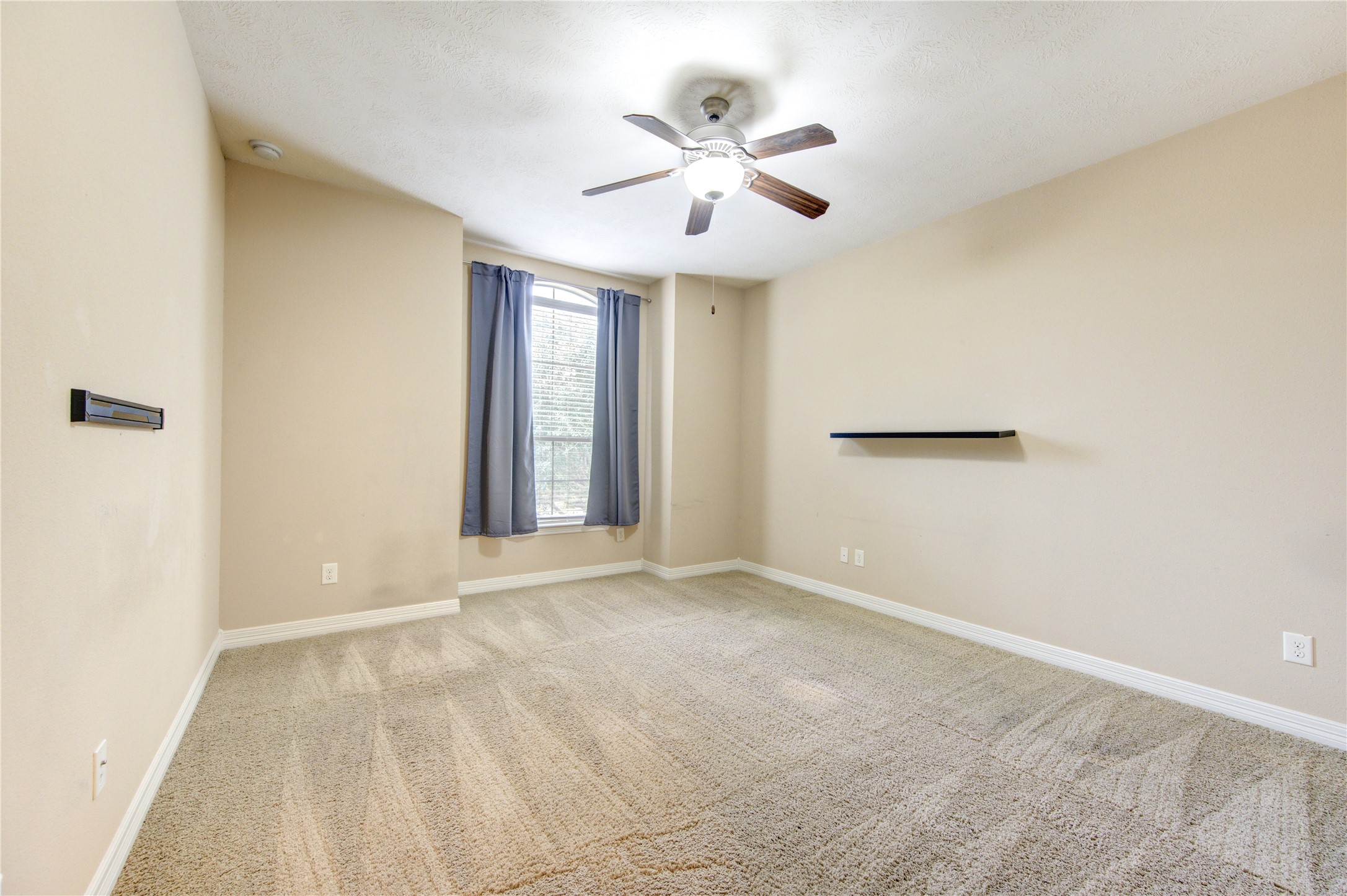 4610 Seguin Valley Drive Property Photo 37