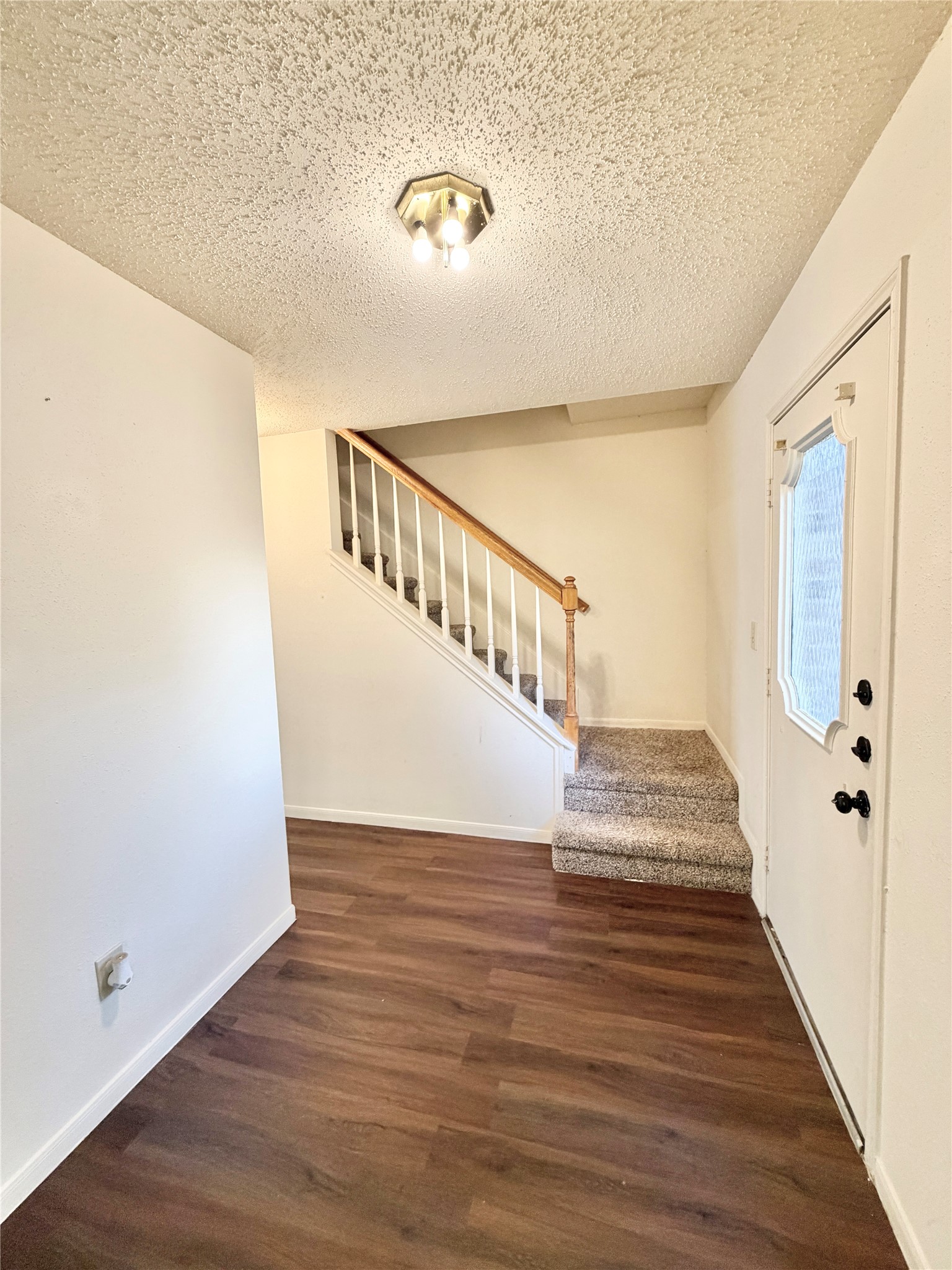 17210 Colony Creek Drive Property Photo 5