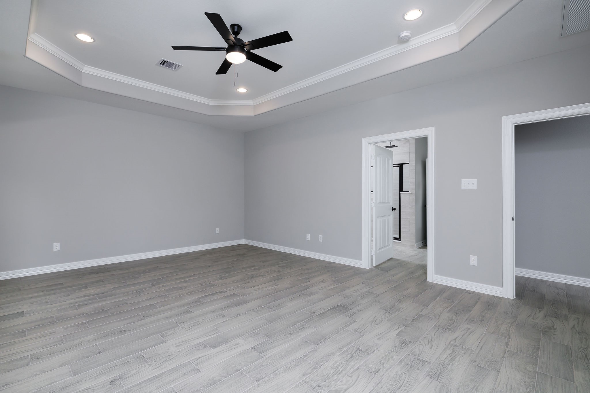 1737 E Lake Drive Property Photo 27