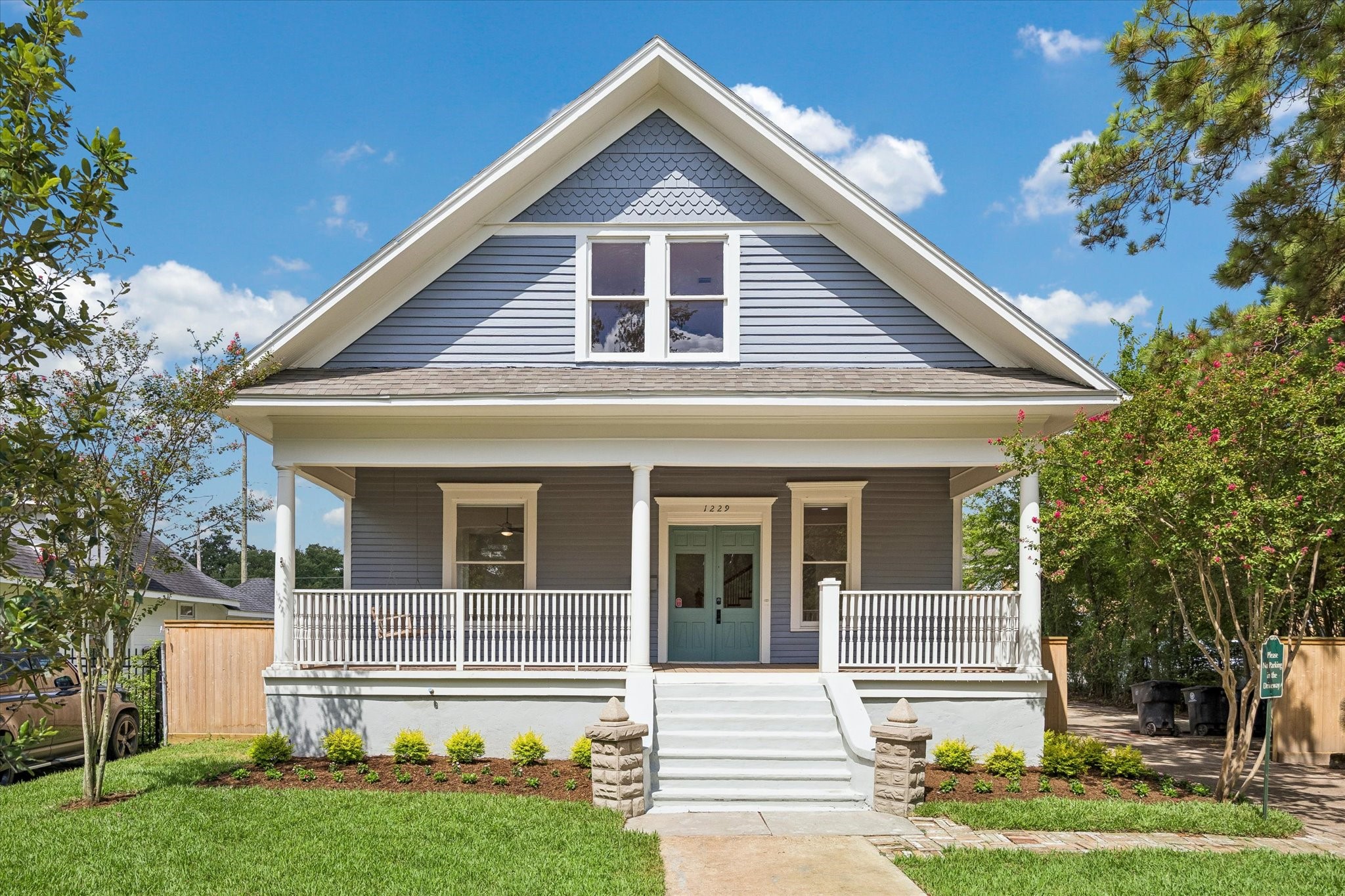 1229 Heights Boulevard Property Photo 1