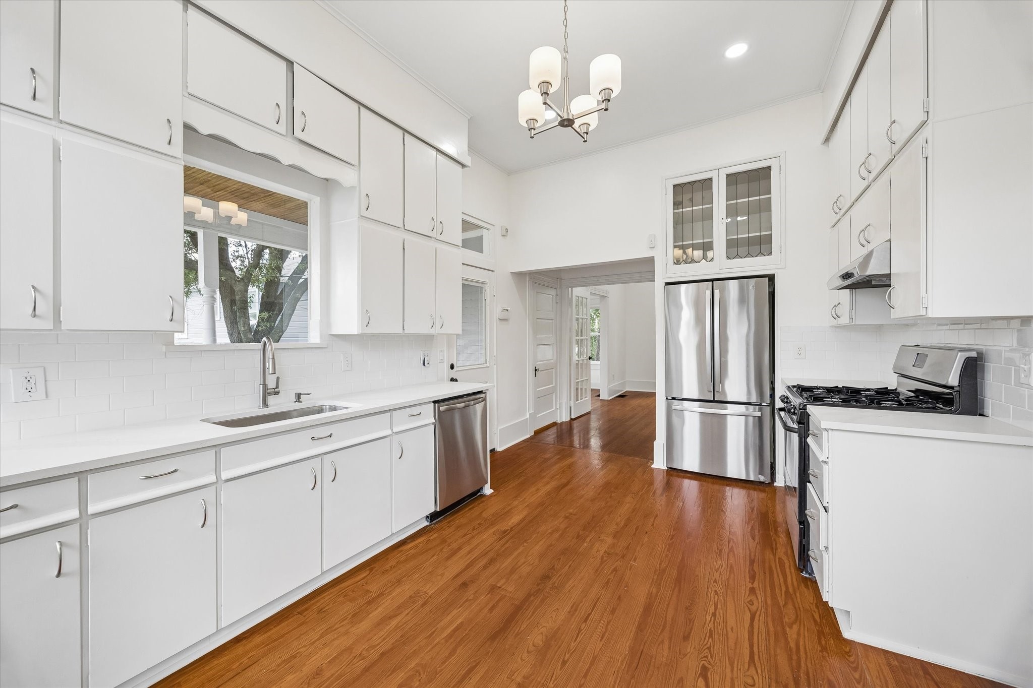 1229 Heights Boulevard Property Photo 14