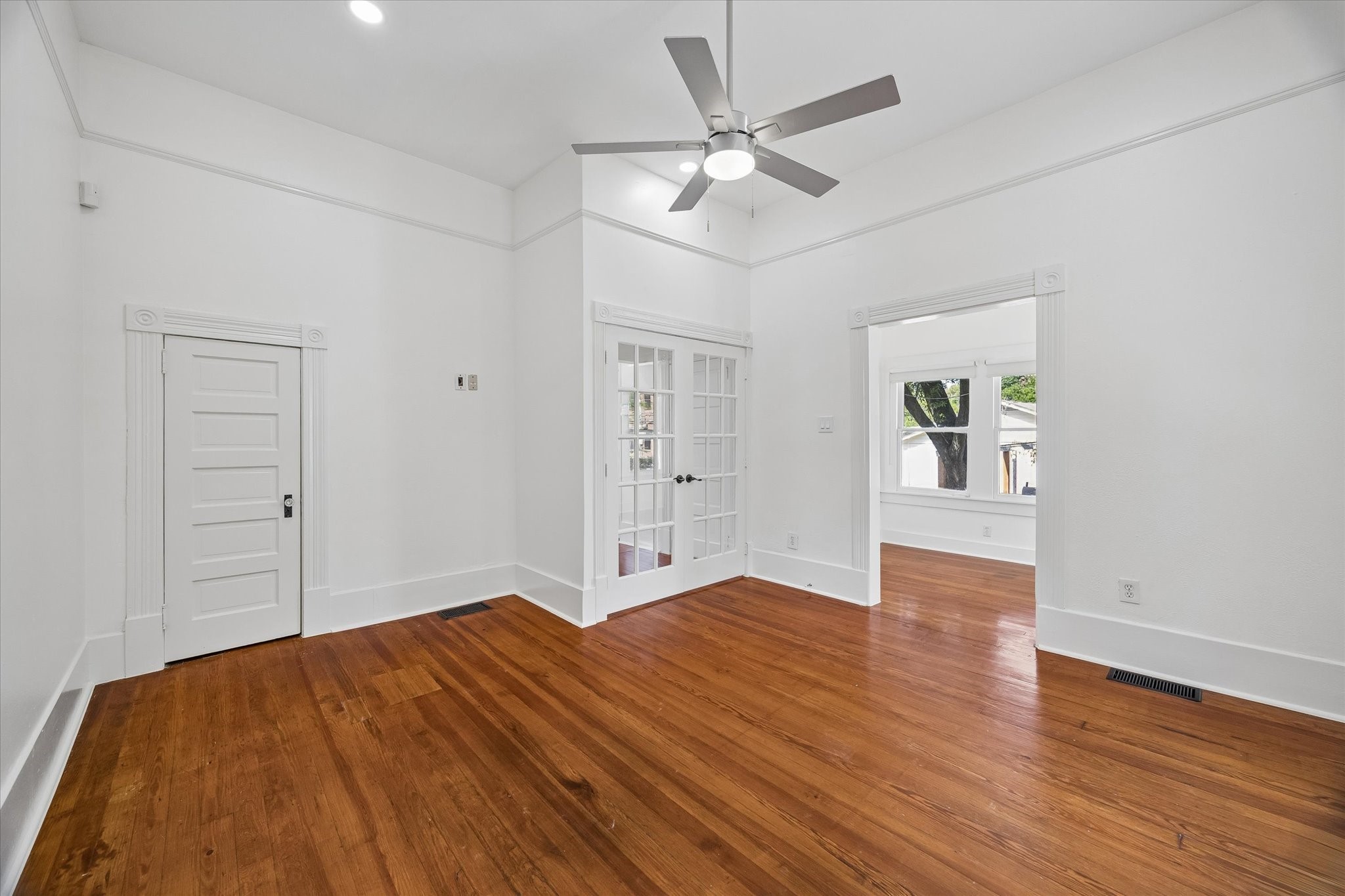 1229 Heights Boulevard Property Photo 19