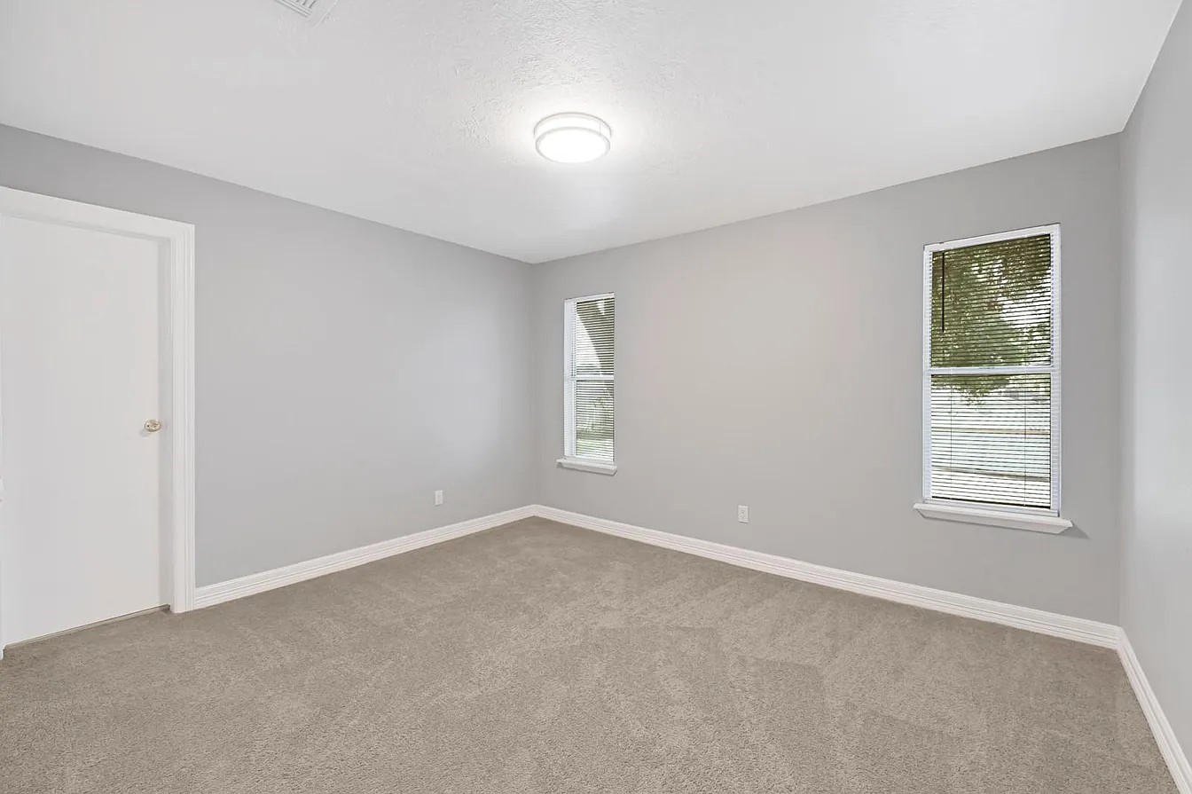 6326 Cambridge Glen Lane Property Photo 15