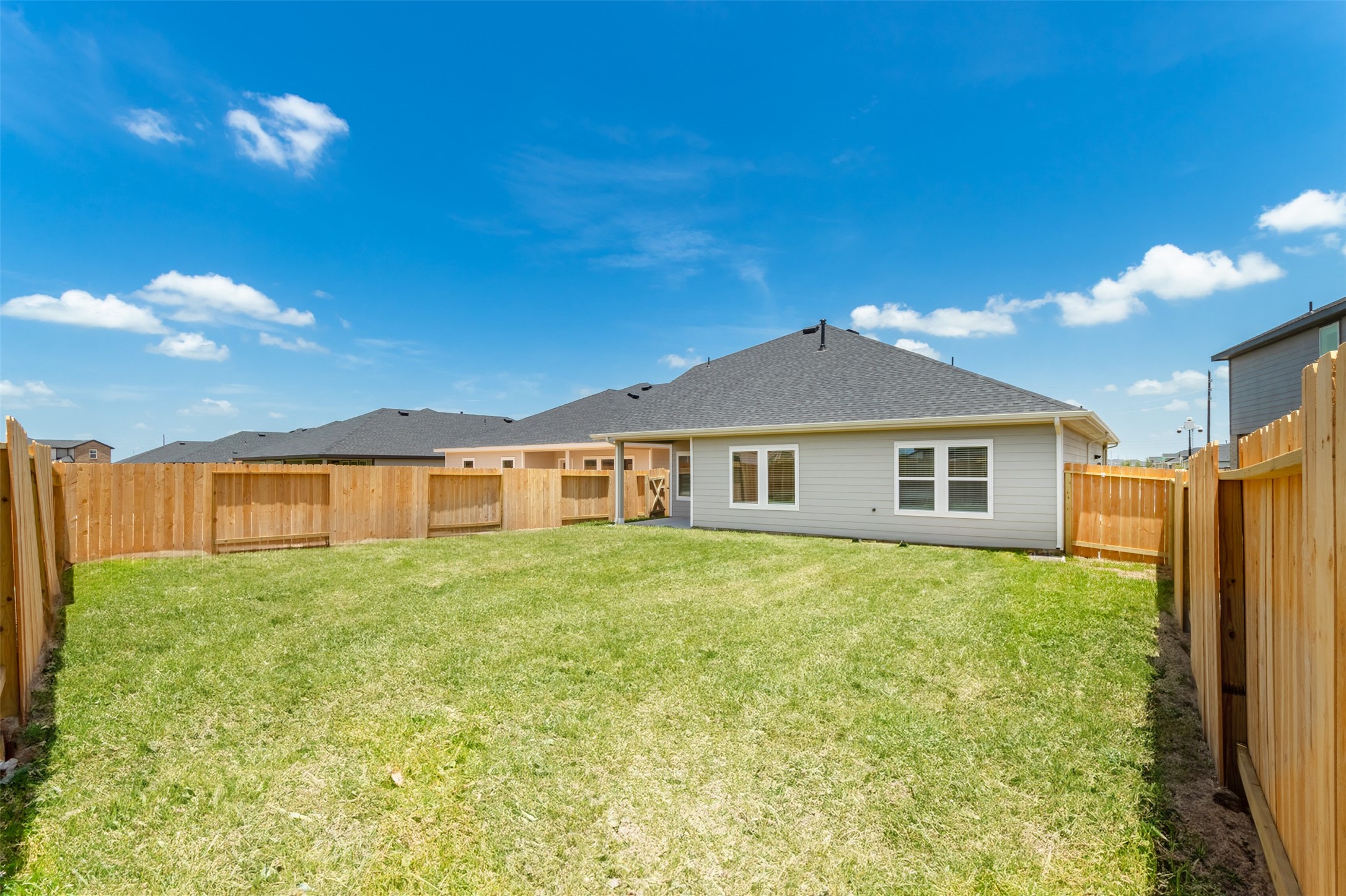 31707 Theodore Bend Drive Property Photo 6
