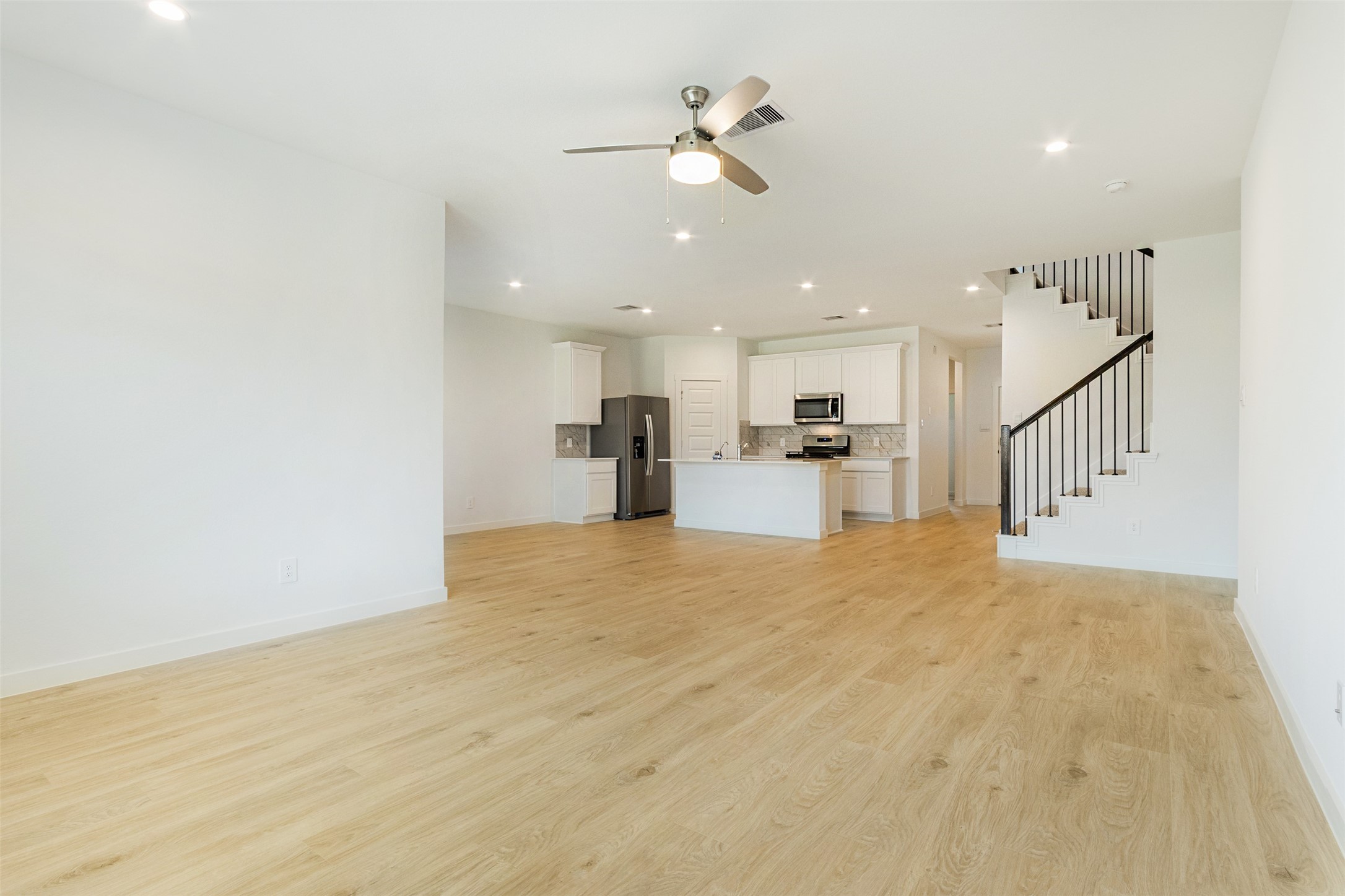 31707 Theodore Bend Drive Property Photo 13