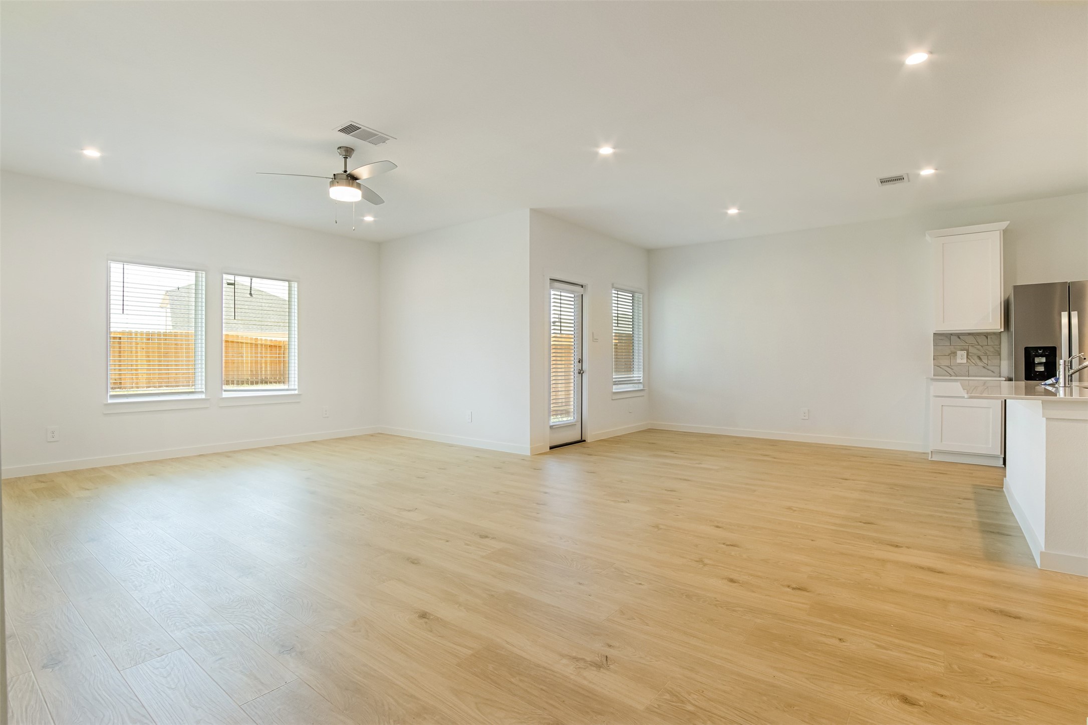 31707 Theodore Bend Drive Property Photo 14