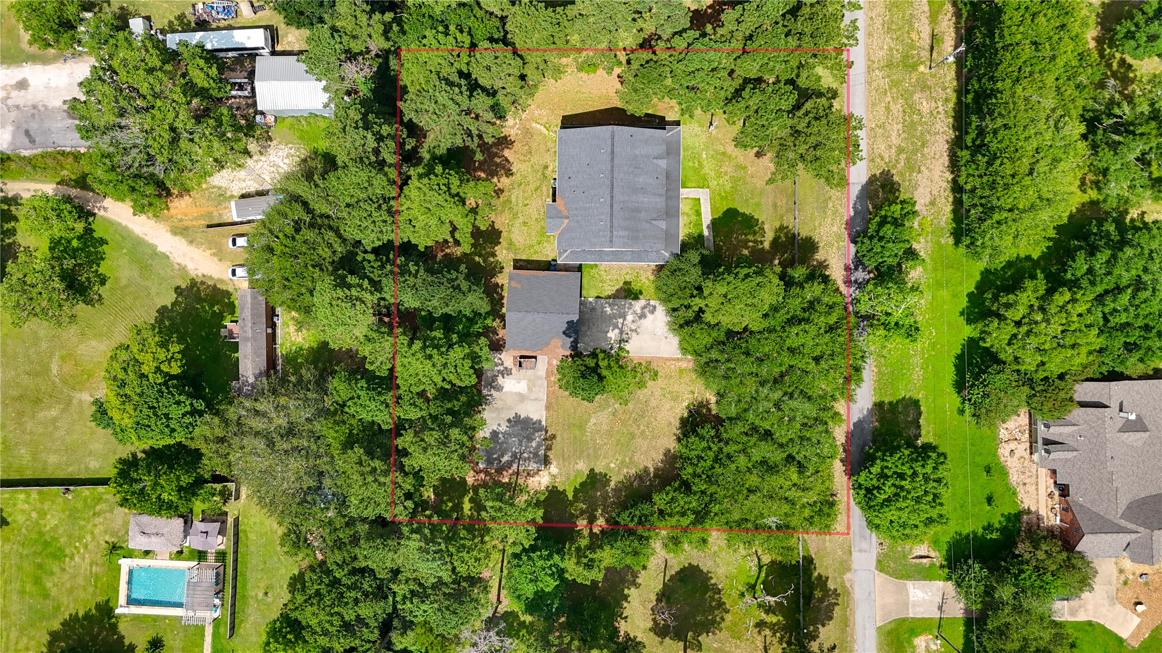 20531 Faye Street Property Photo 6