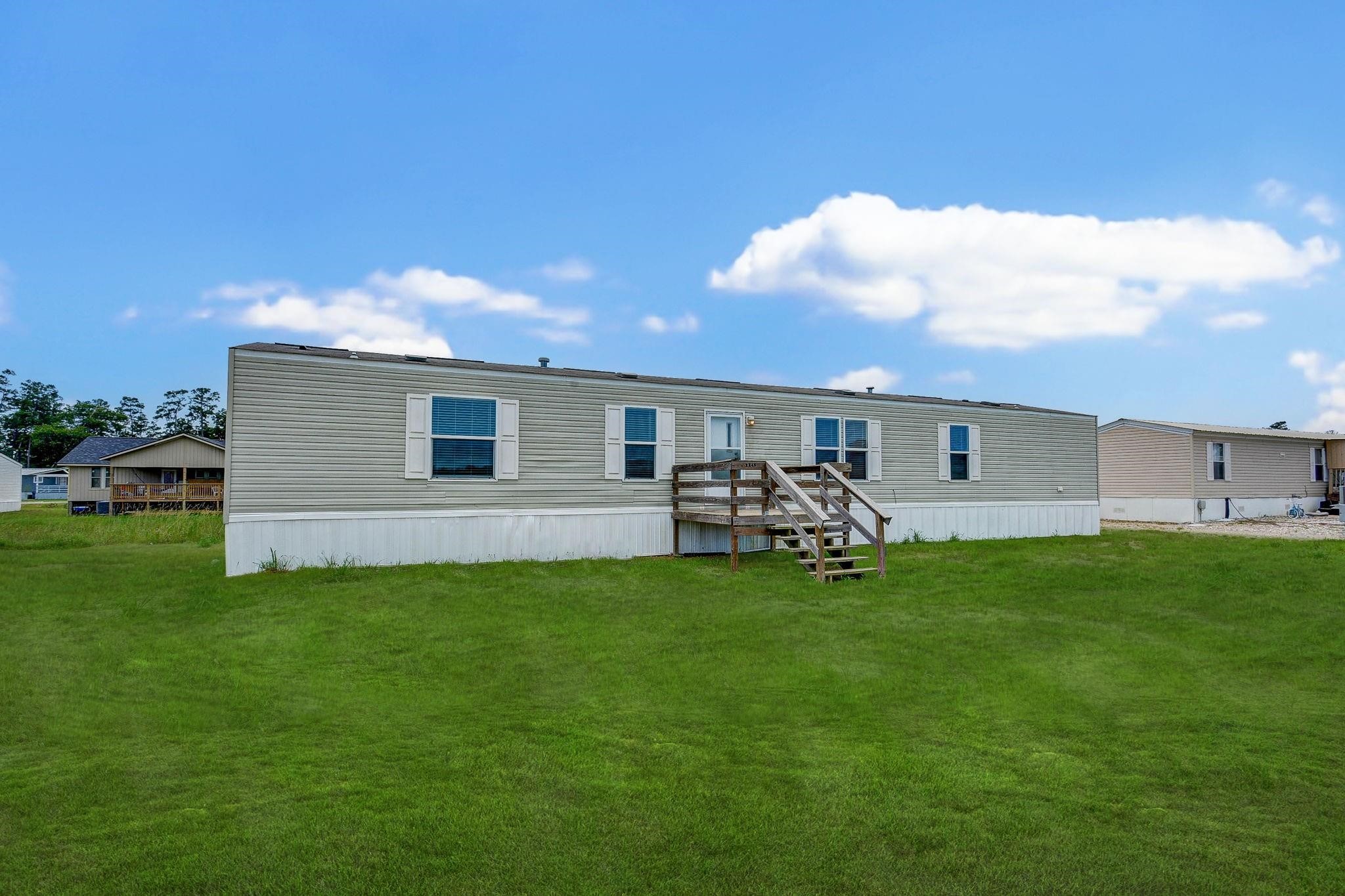 2245 Ben Boulevard Property Photo 1