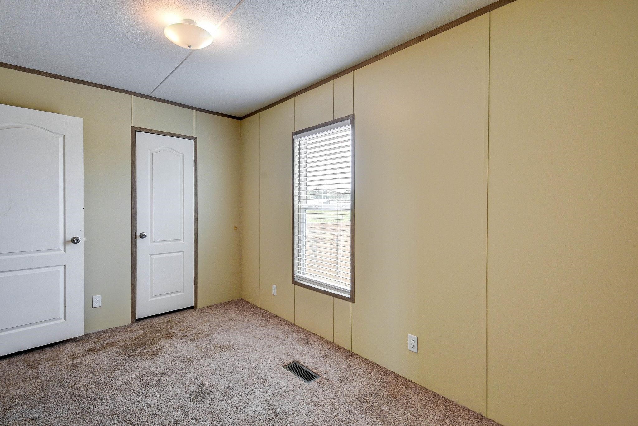 2245 Ben Boulevard Property Photo 13