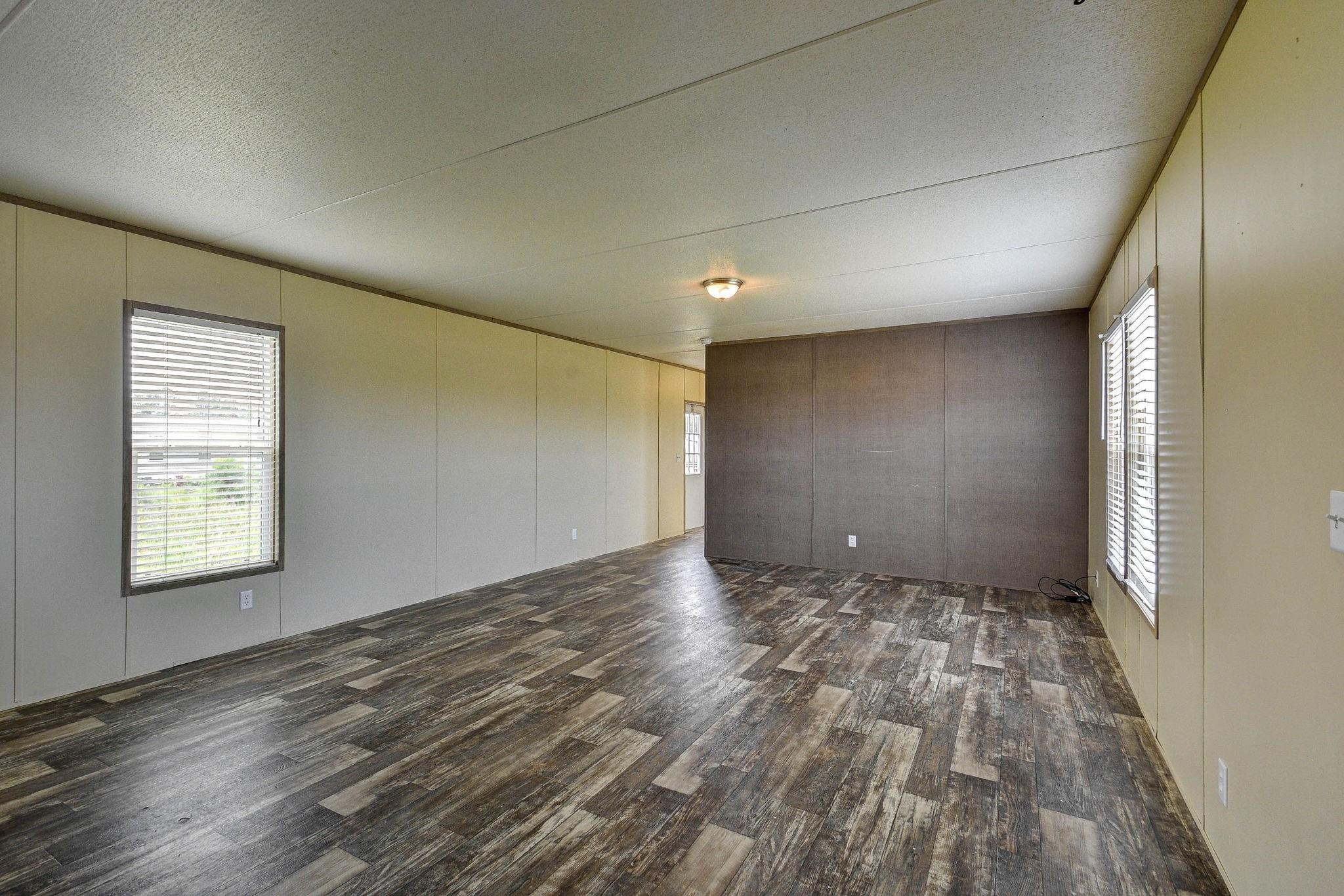 2245 Ben Boulevard Property Photo 22