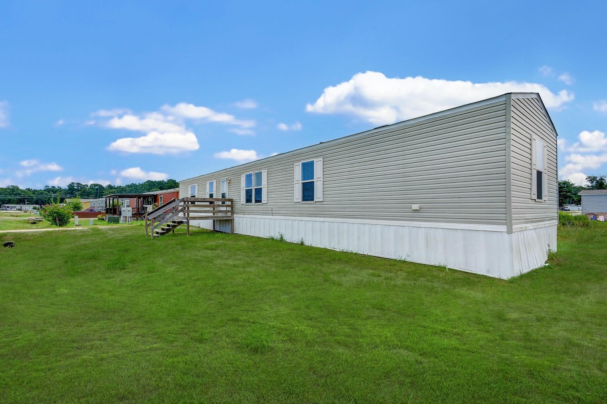 2245 Ben Boulevard Property Photo 25