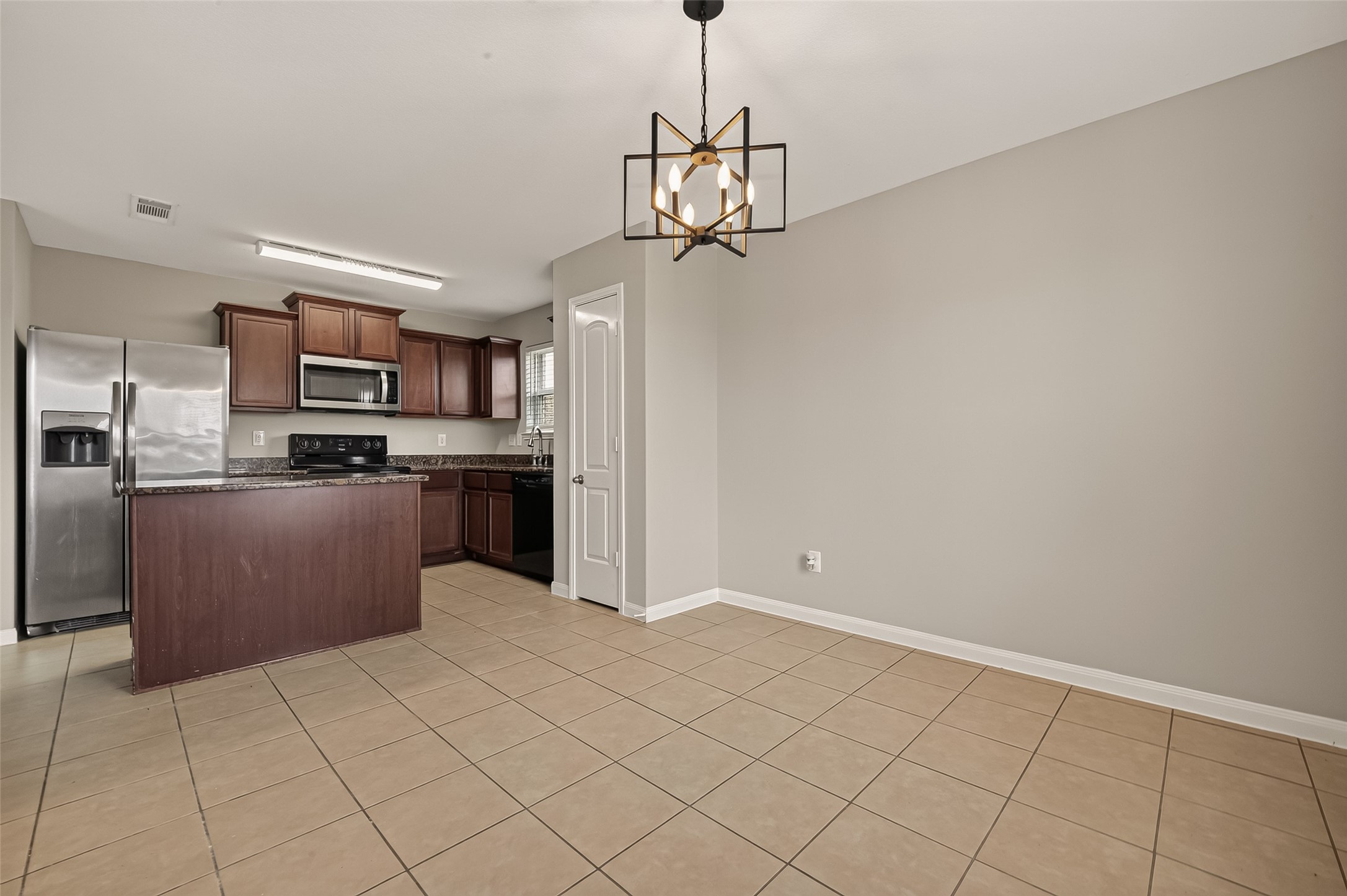 9407 Grand Spark Drive Property Photo 14