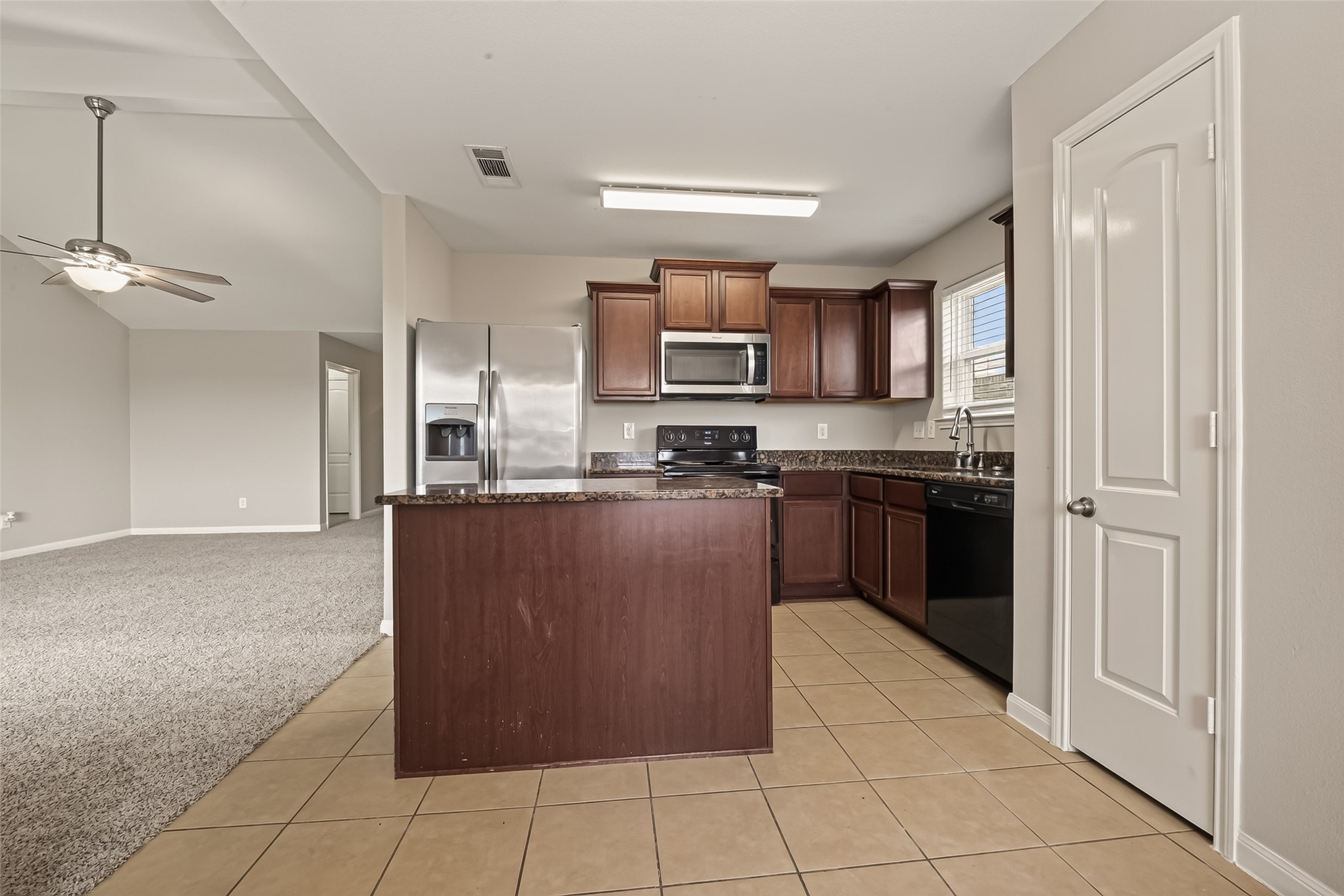 9407 Grand Spark Drive Property Photo 17