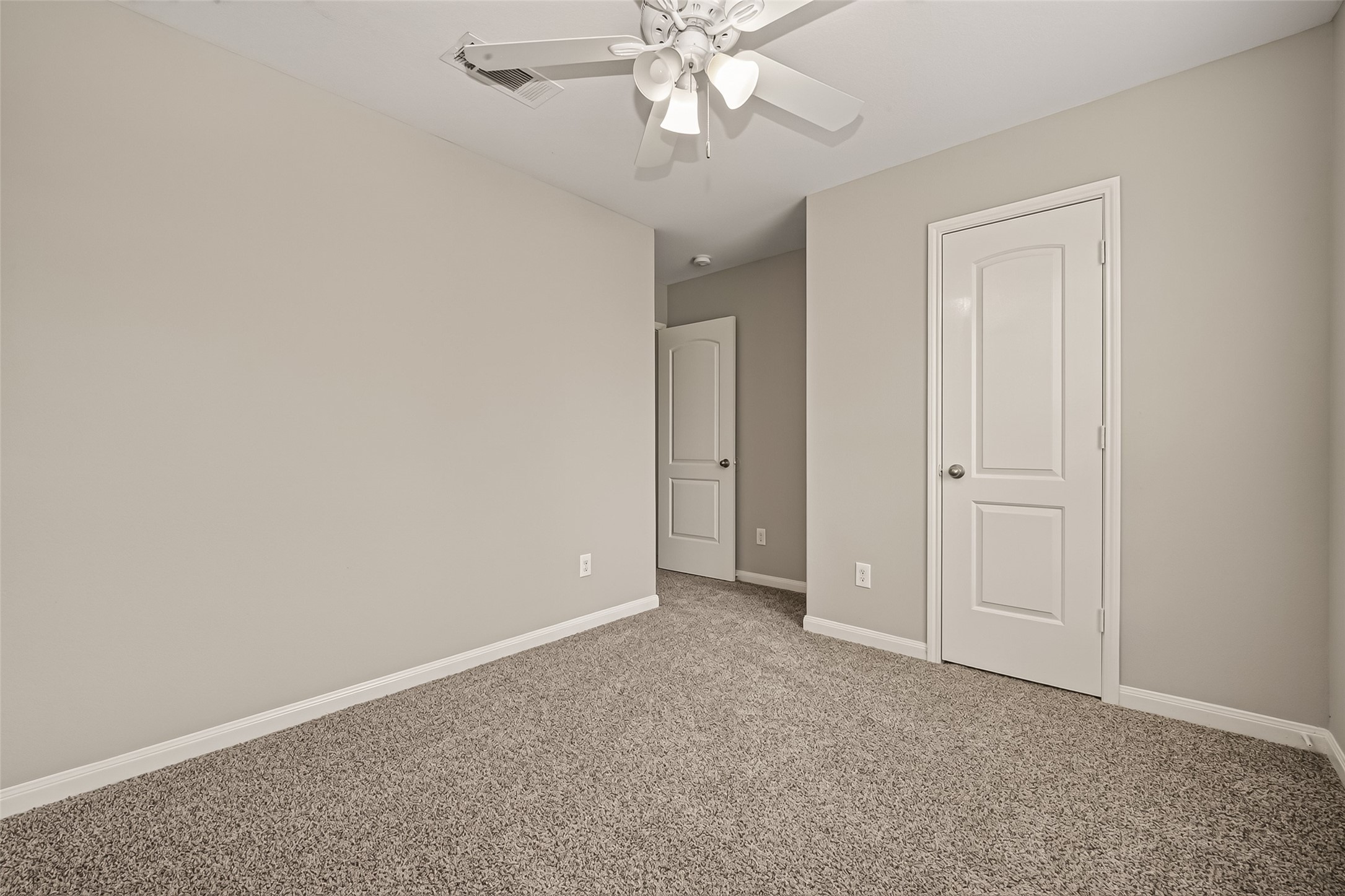 9407 Grand Spark Drive Property Photo 29