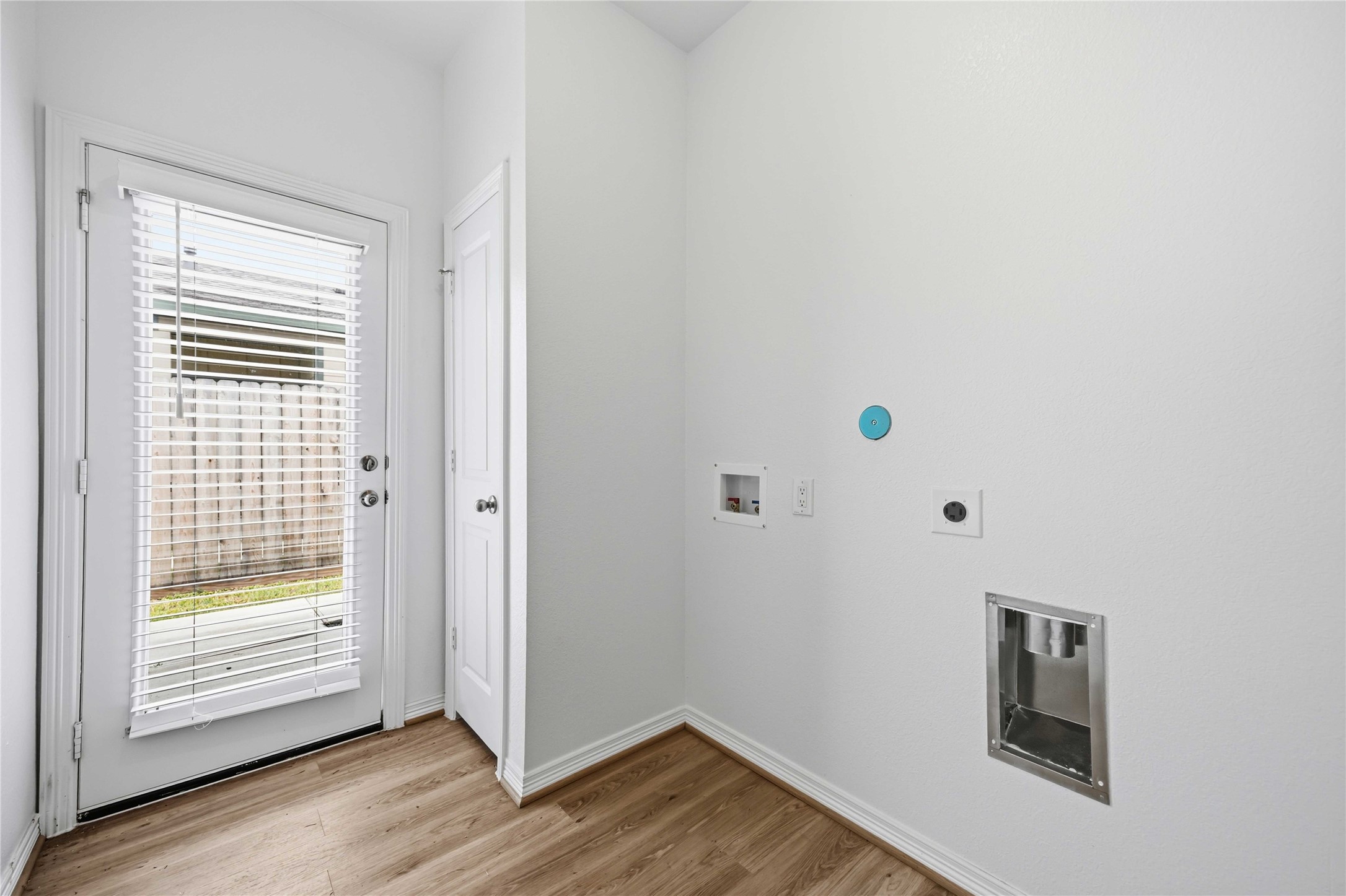 6431 Paris Street Property Photo 12