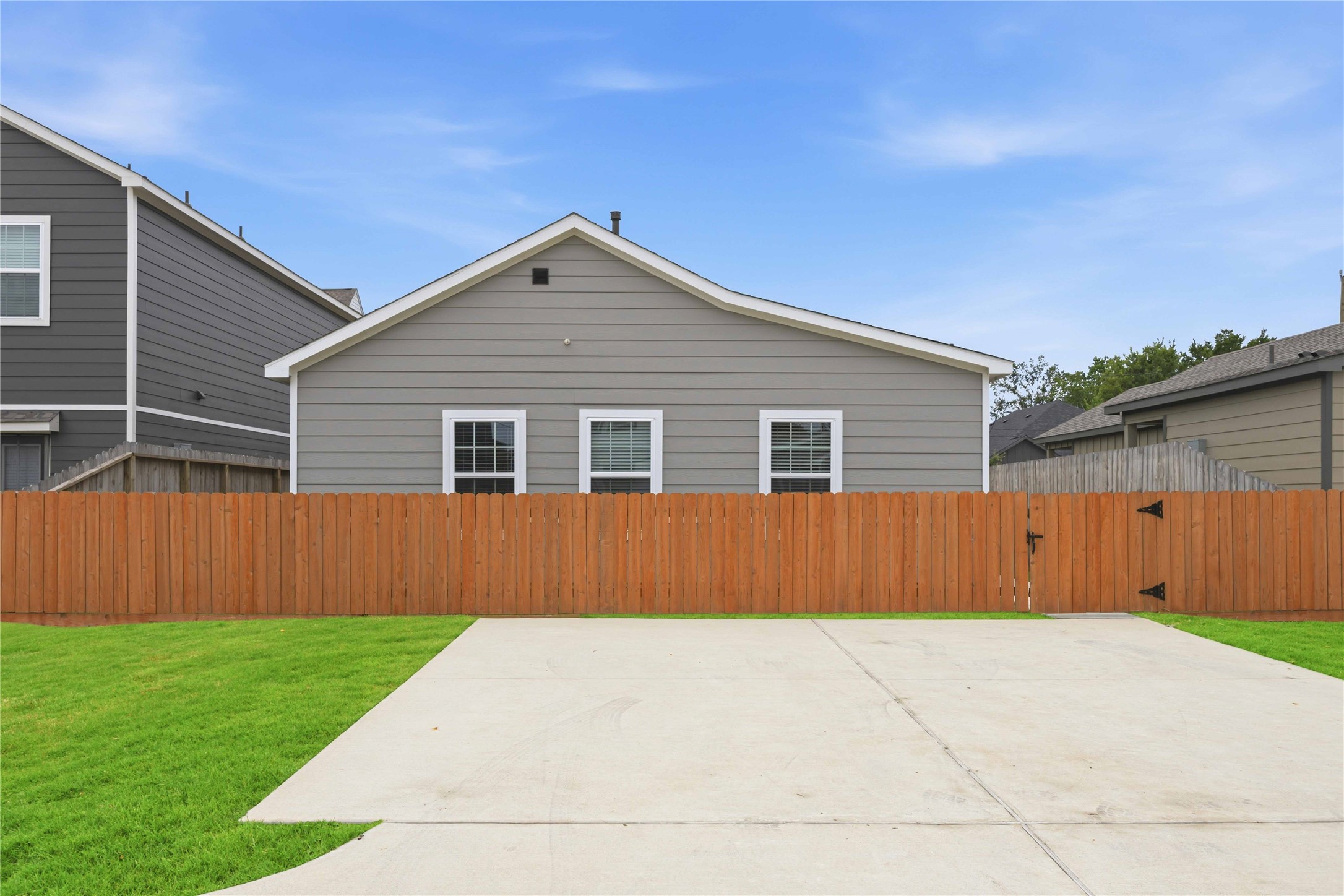 6431 Paris Street Property Photo 25
