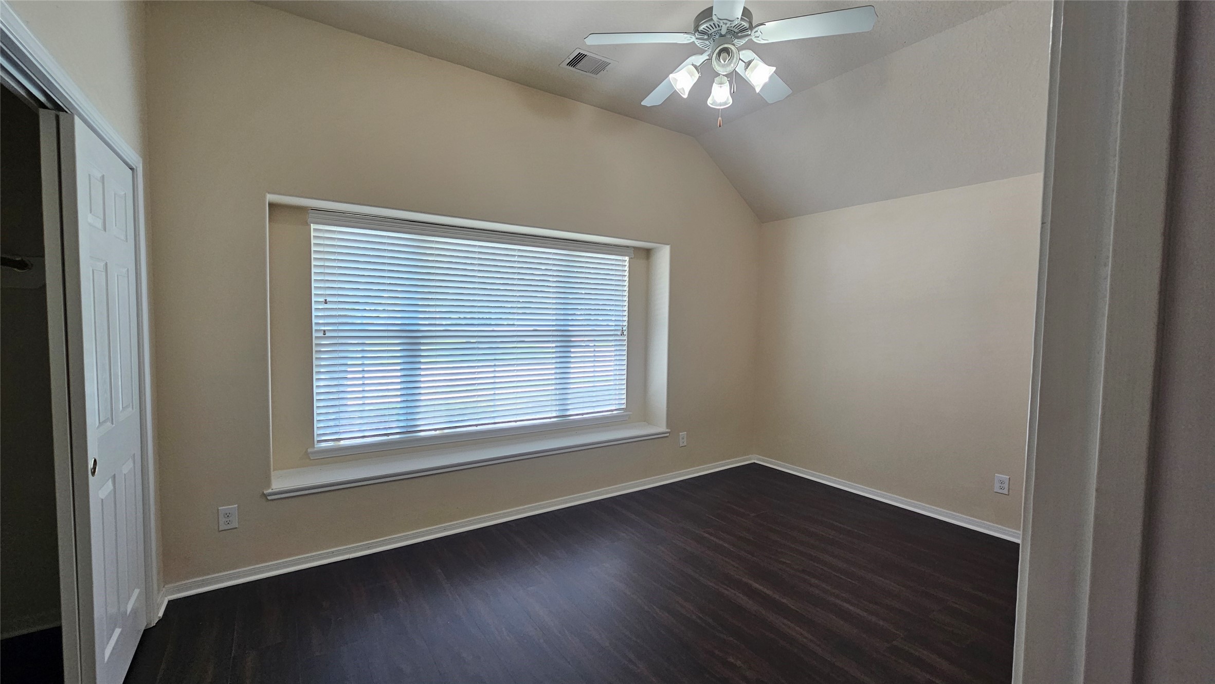 9923 Yearling Place Property Photo 3