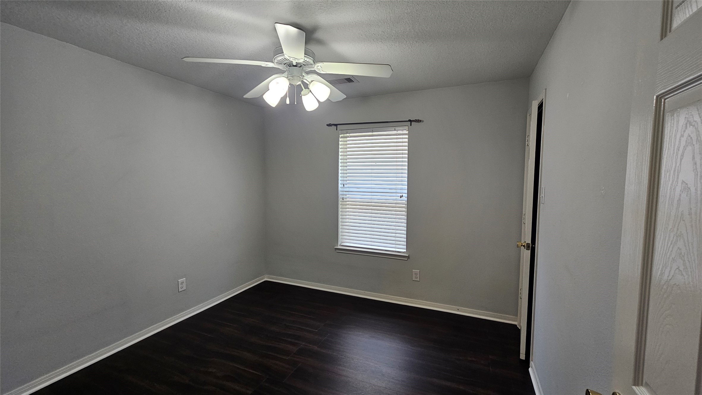9923 Yearling Place Property Photo 6