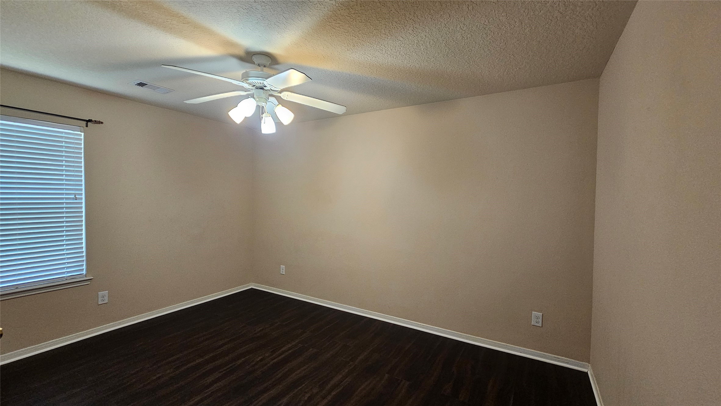 9923 Yearling Place Property Photo 13