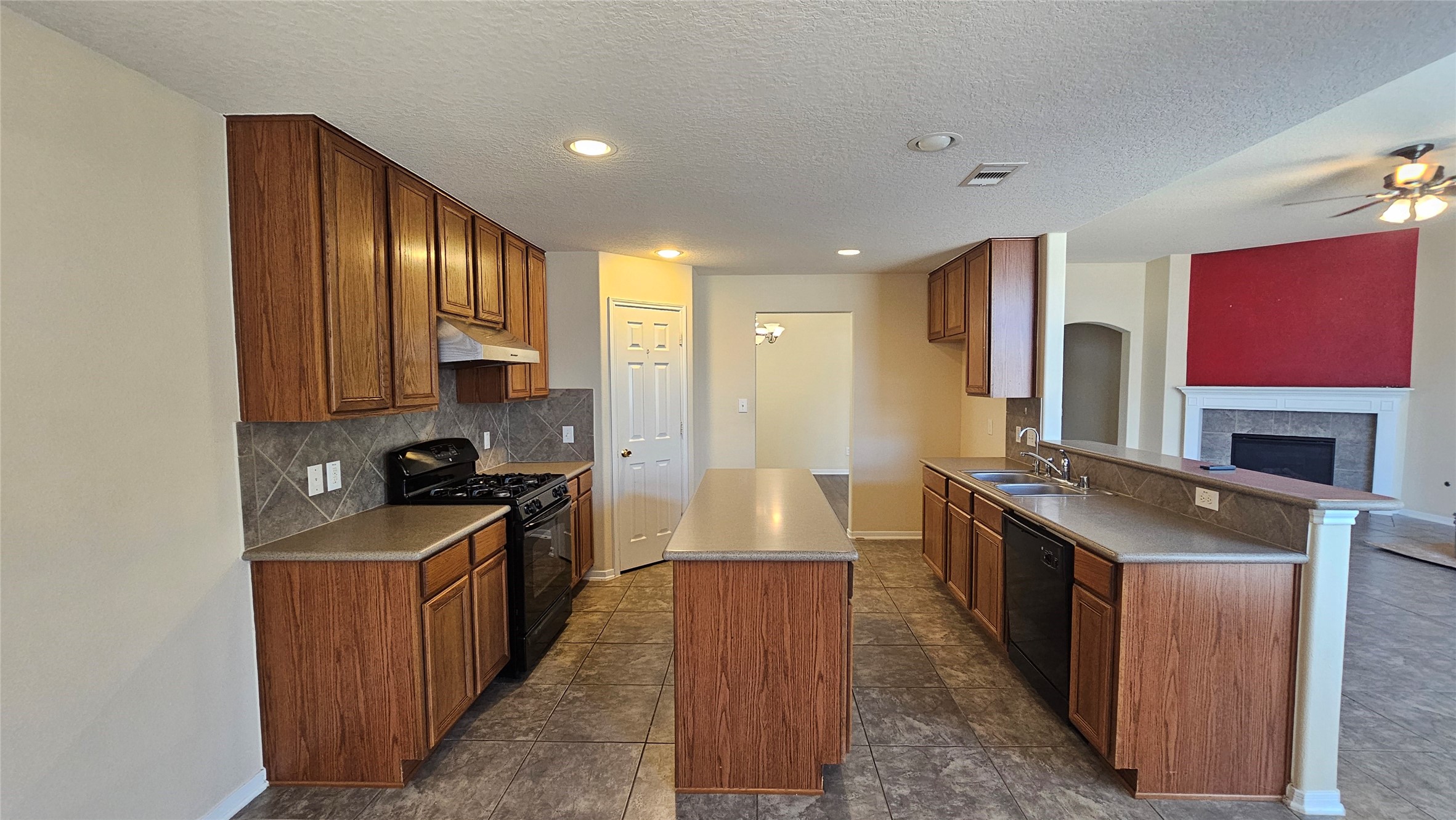 9923 Yearling Place Property Photo 15