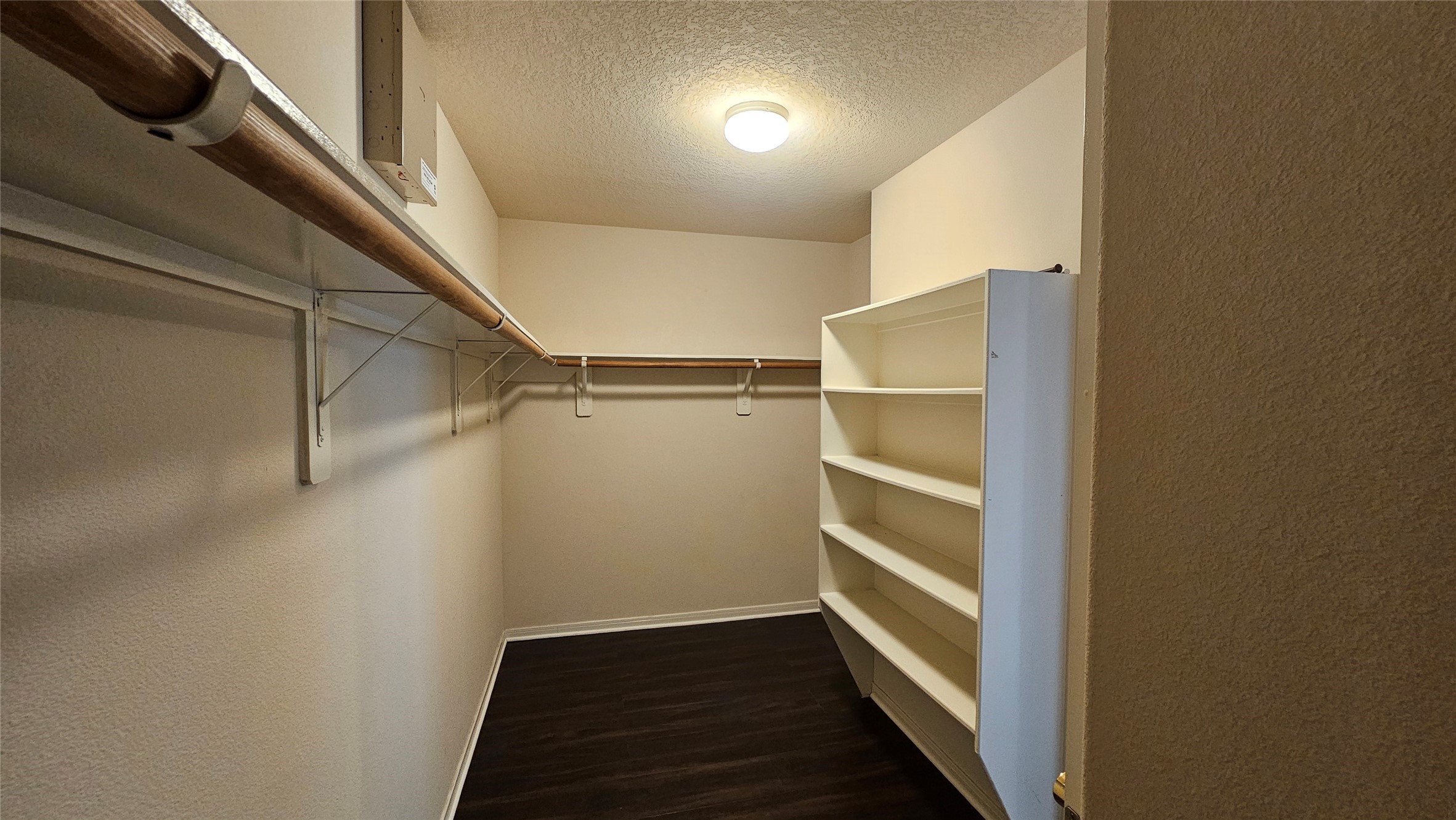 9923 Yearling Place Property Photo 28