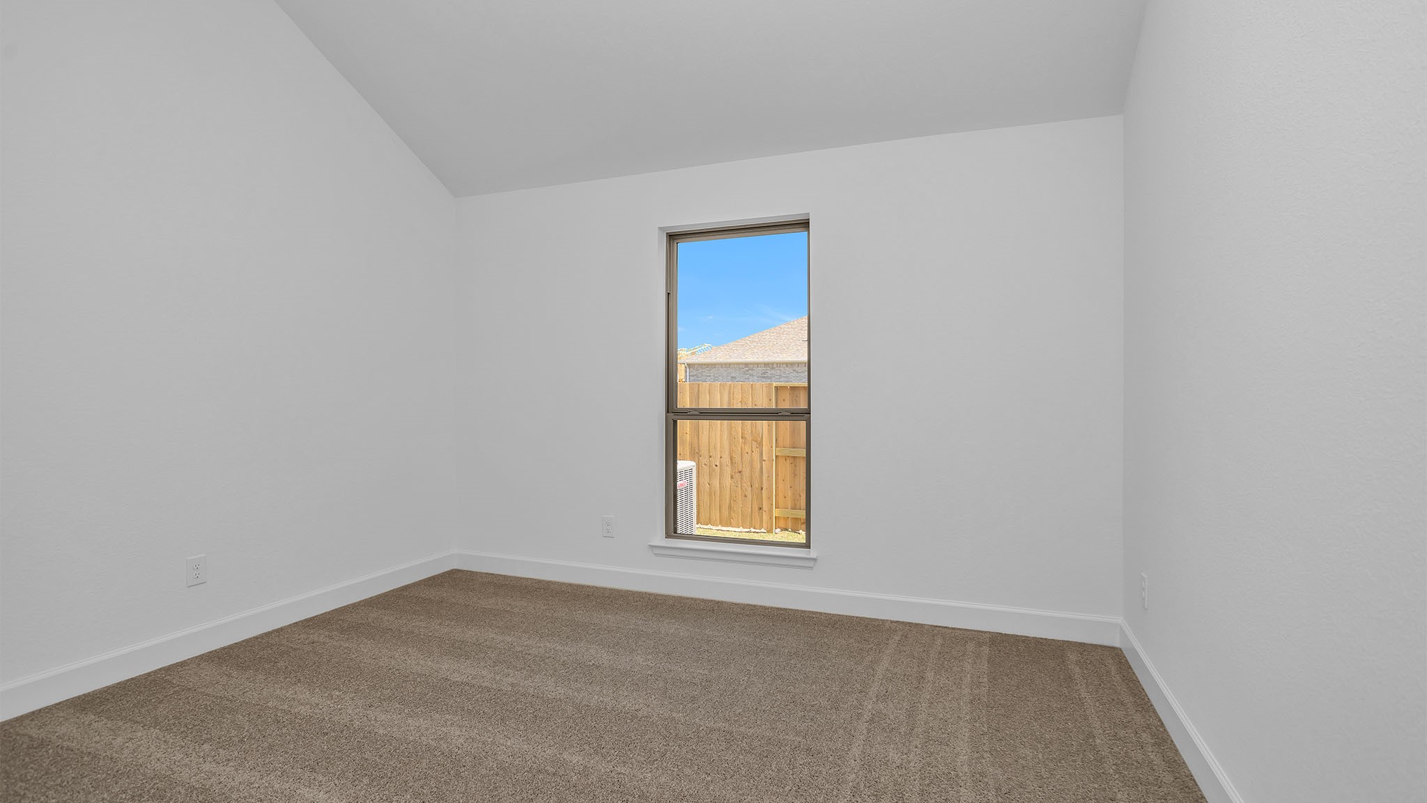 5007 Lake Vista Drive Property Photo 12