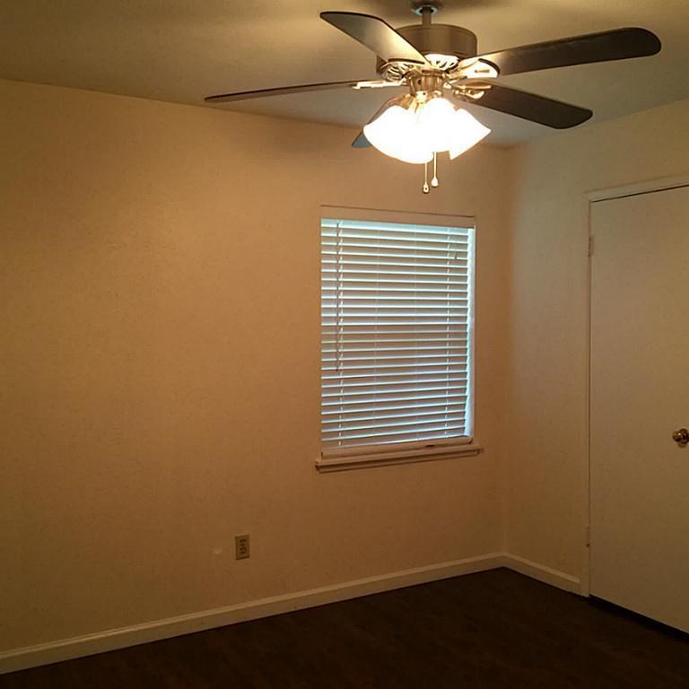 527 Jeff Davis Drive Property Photo 6