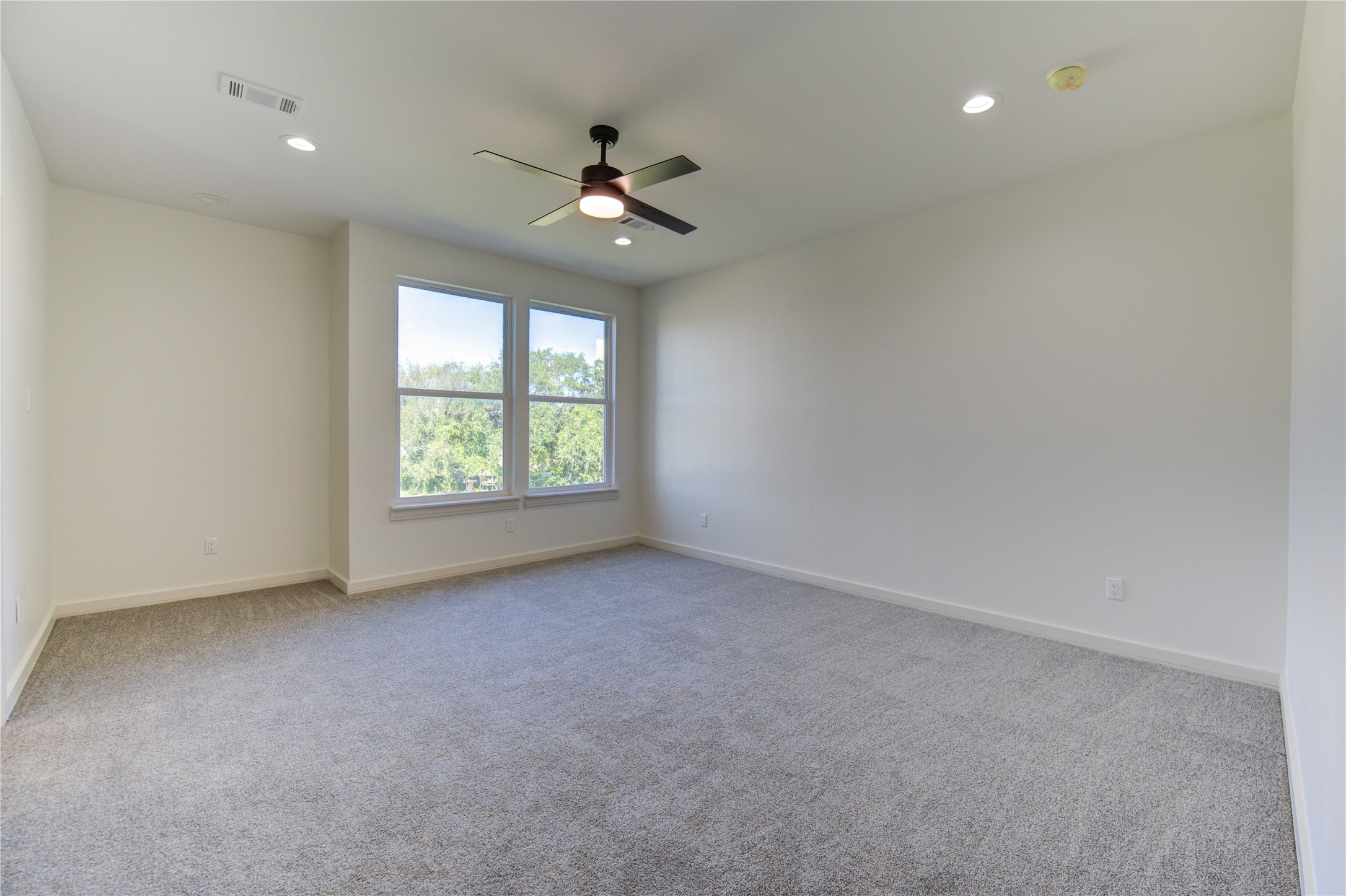 2922 El Fenice Lane Property Photo 11