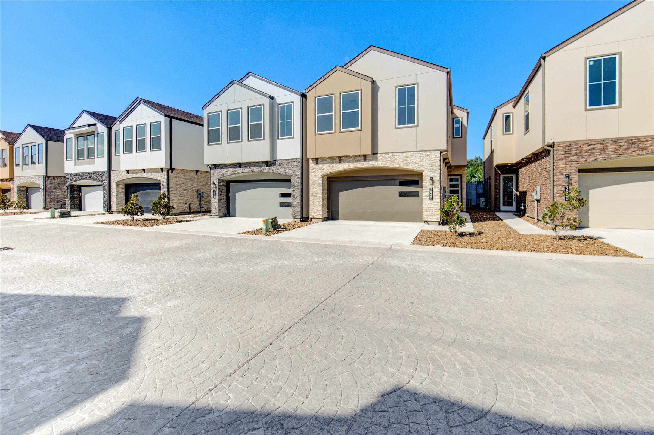 2922 El Fenice Lane Property Photo 45