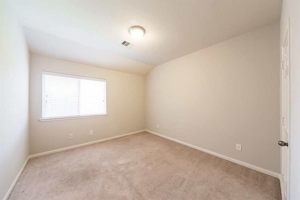 9934 Barr Lake Drive Property Photo 13