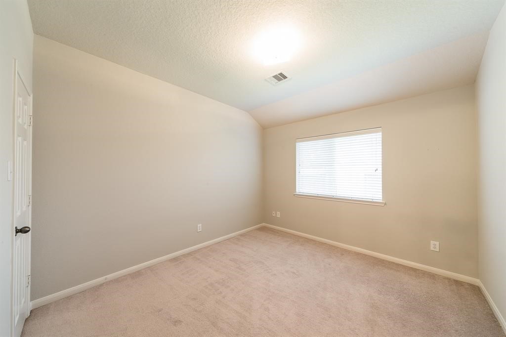 9934 Barr Lake Drive Property Photo 14