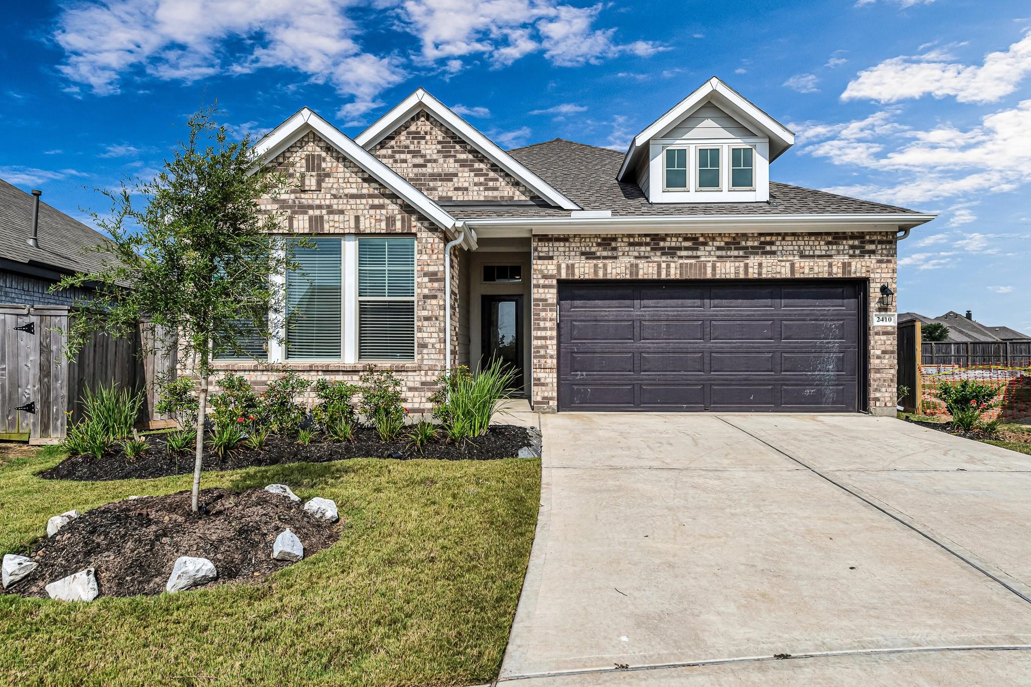 2410 Blazing Star Drive Property Photo 1